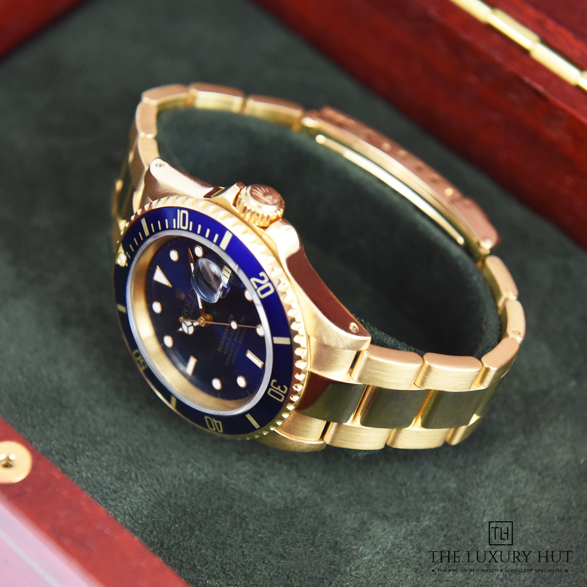2023/06/Rolex_Submariner_Date_Gold_42596-e-2.jpg