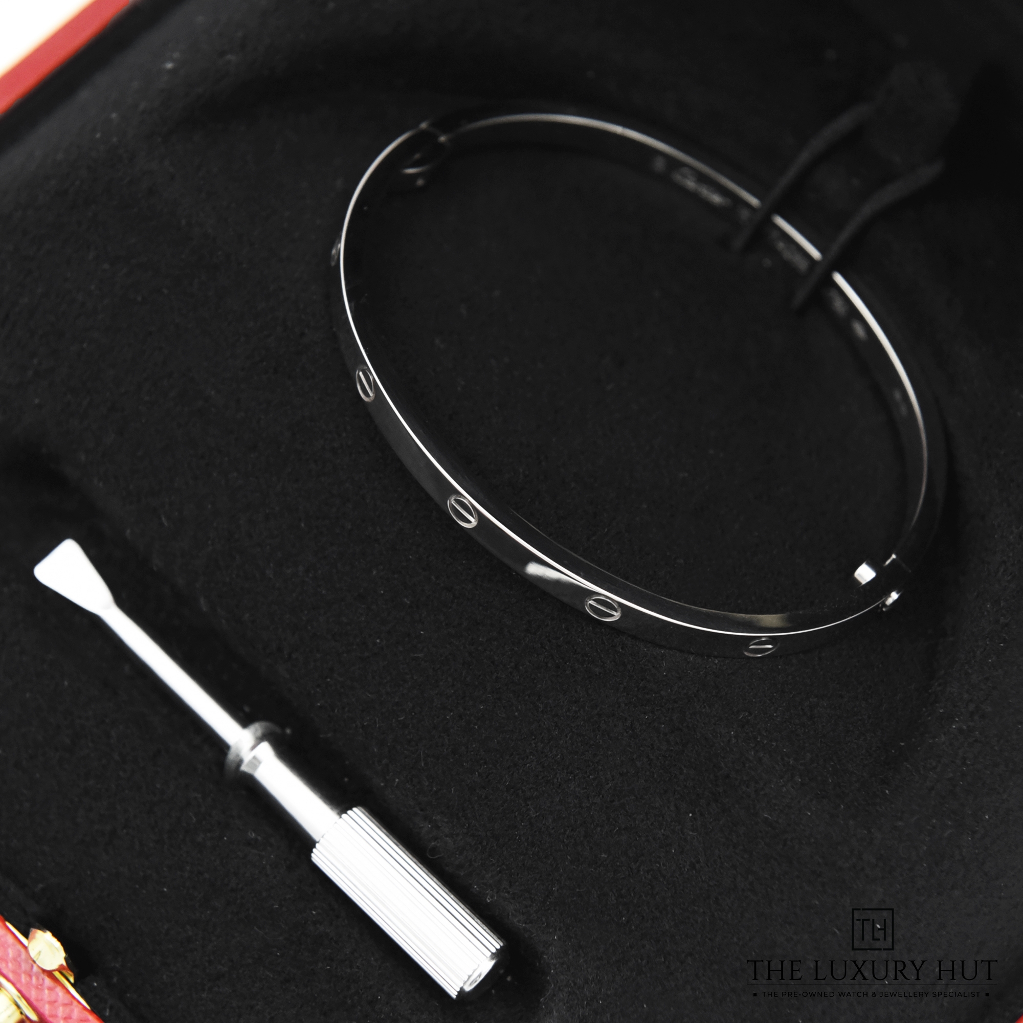 2023/07/Cartier_White_Love_Bangle_Small_42282-d.jpg