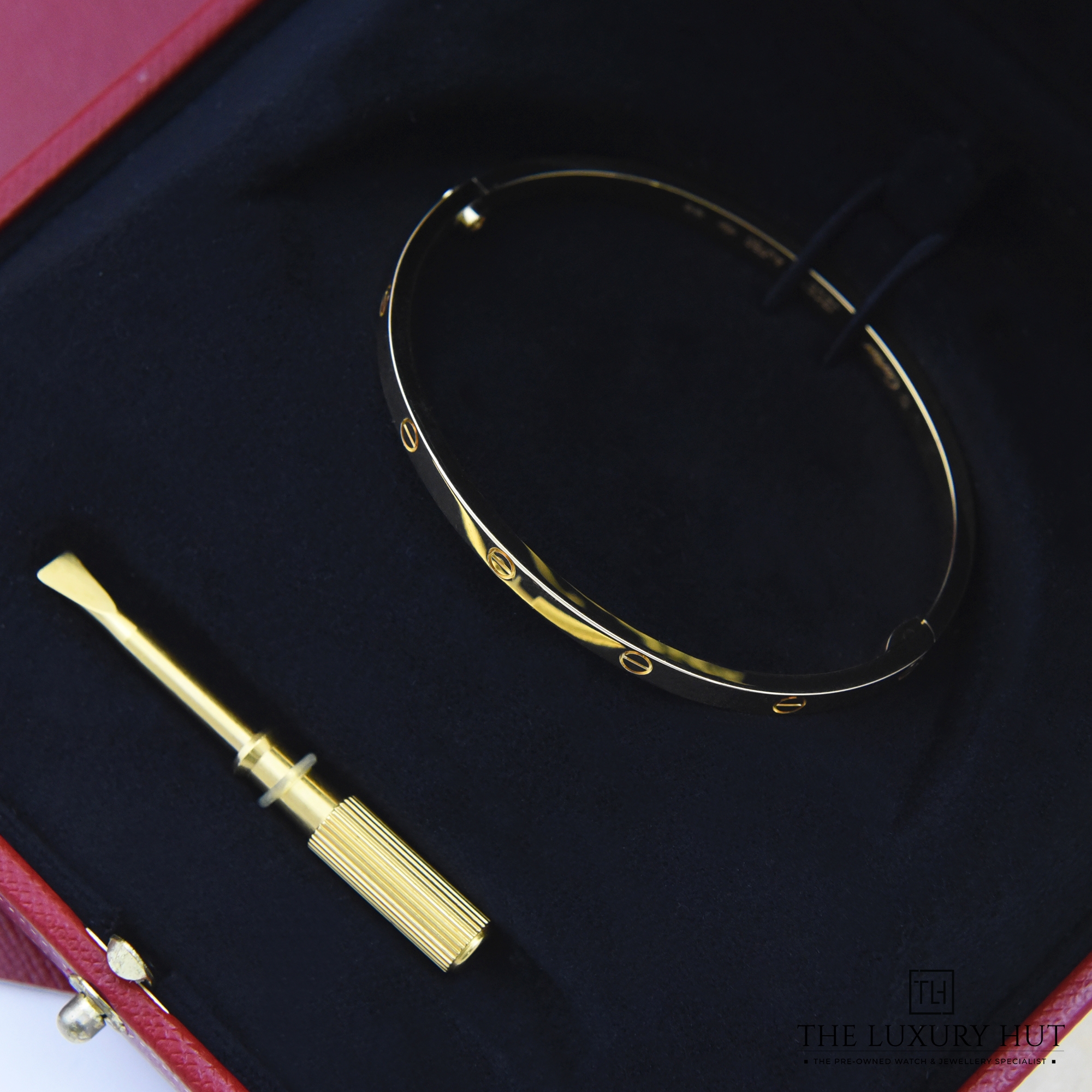 2023/10/Cartier_Love_Bangle_Yellow_Small_50271-d.jpg