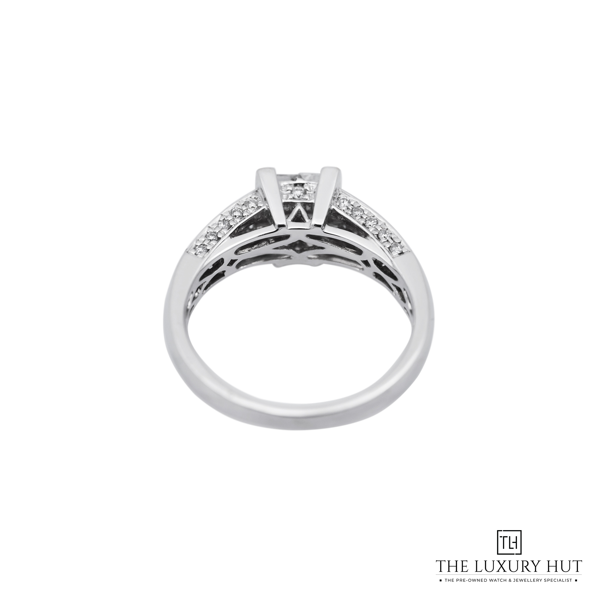 2024/02/18ct_Gold_1ct_Diamond_Engagement_Ring_14685-b.jpg