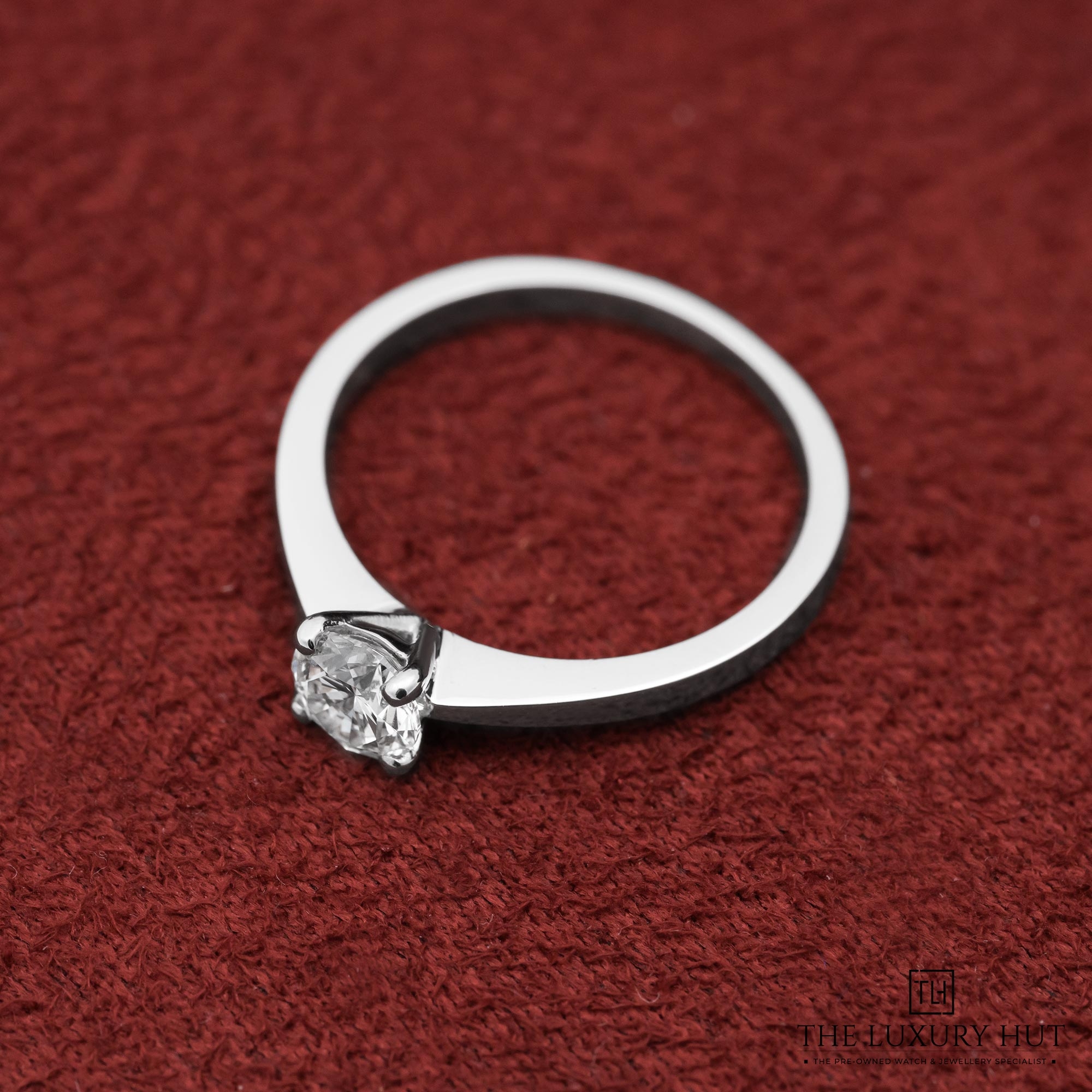 2024/02/Platinum_Diamond_Engagement_Ring_21706-c.jpg