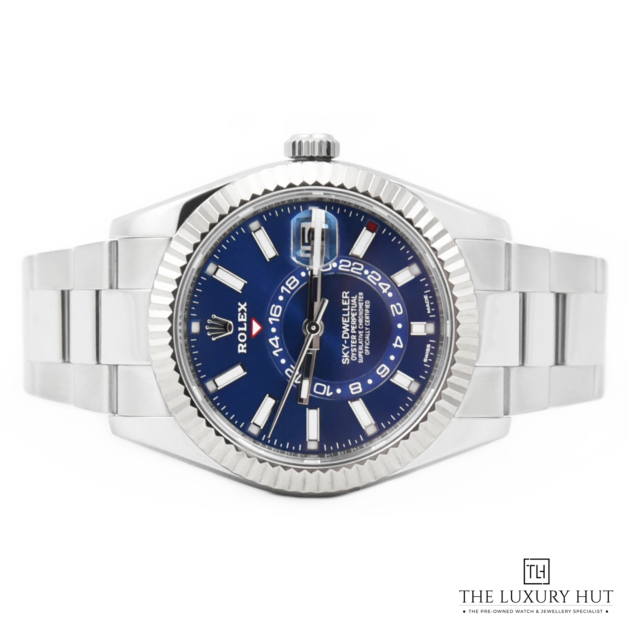 2024/03/Rolex_Sky-Dweller_Blue_50679-c.jpg