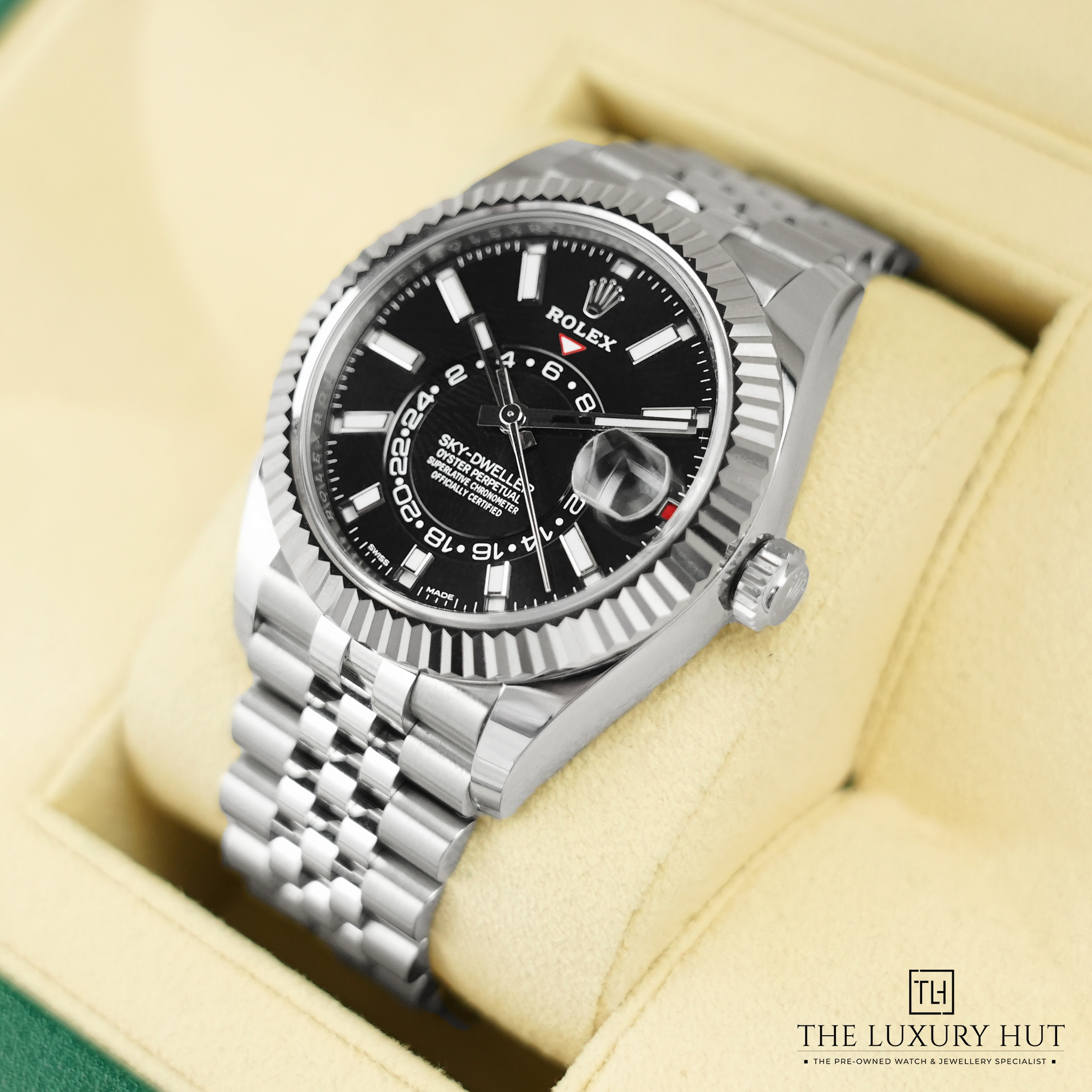 2024/05/Rolex_Sky-Dweller_Steel_Black_Dial_LB246e.jpg