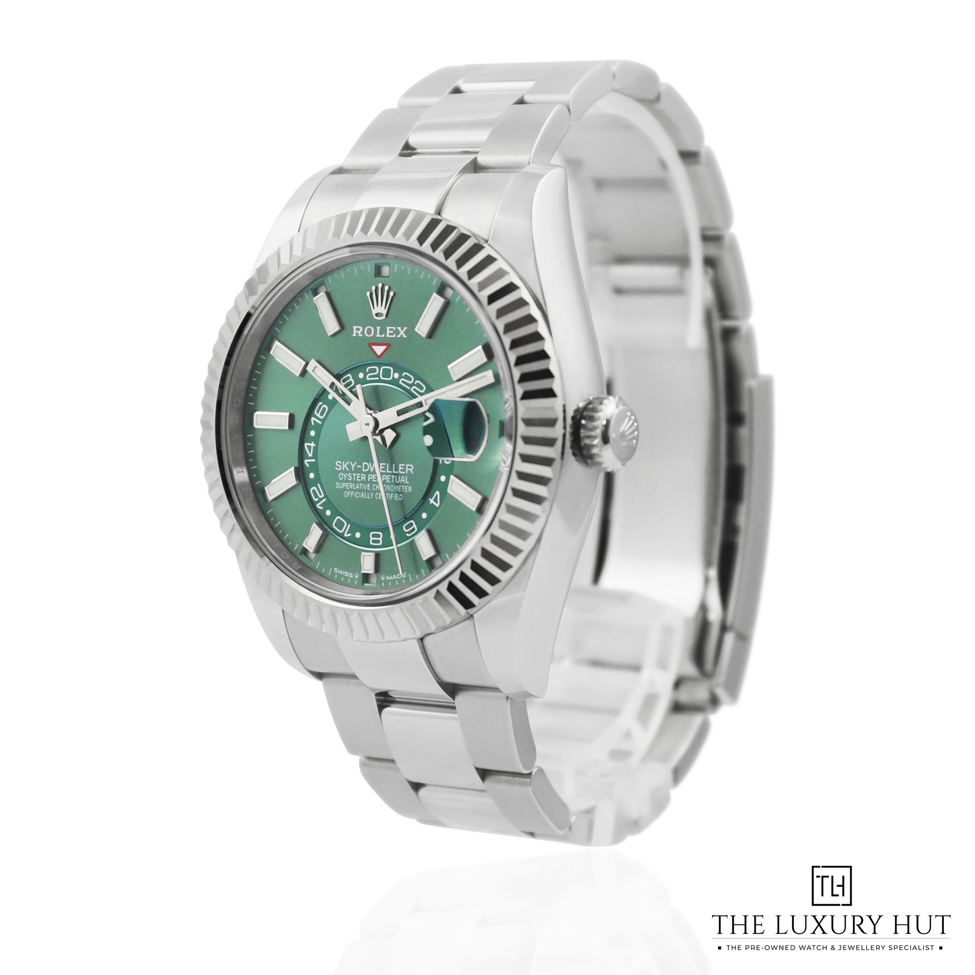 2024/06/Rolex_Sky-Dweller_42_Green_Dial_LB284-b.jpg