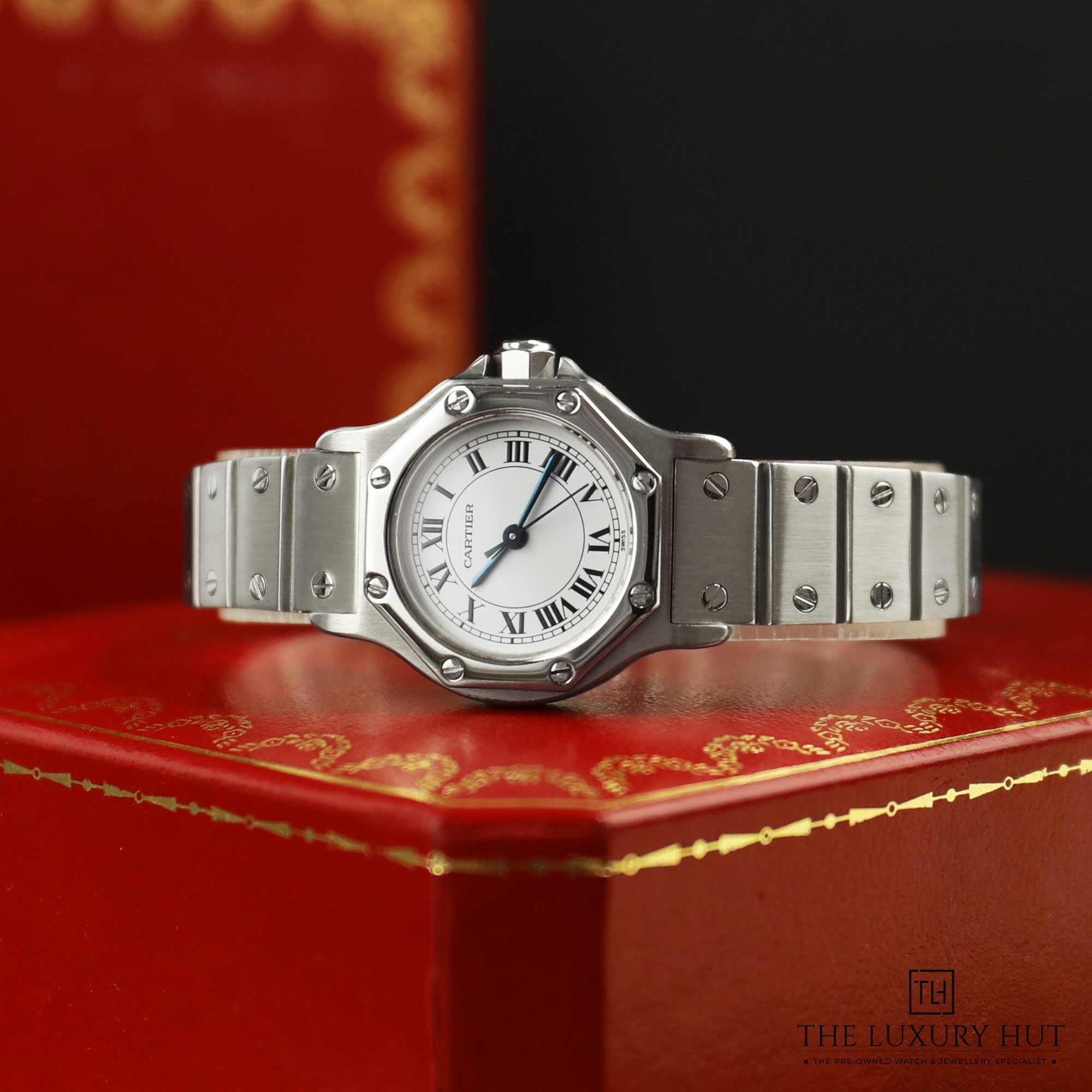 2024/08/Cartier_Santos_Octagon_Steel-_White_51009-c.jpg