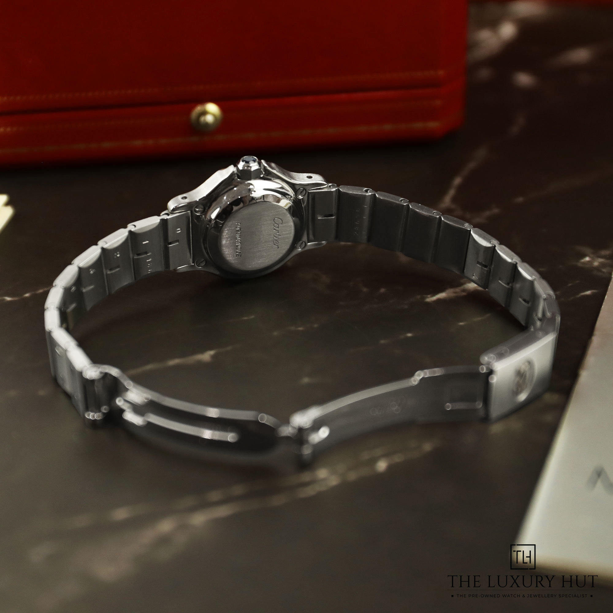 2024/08/Cartier_Santos_Octagon_Steel-_White_51009-d.jpg