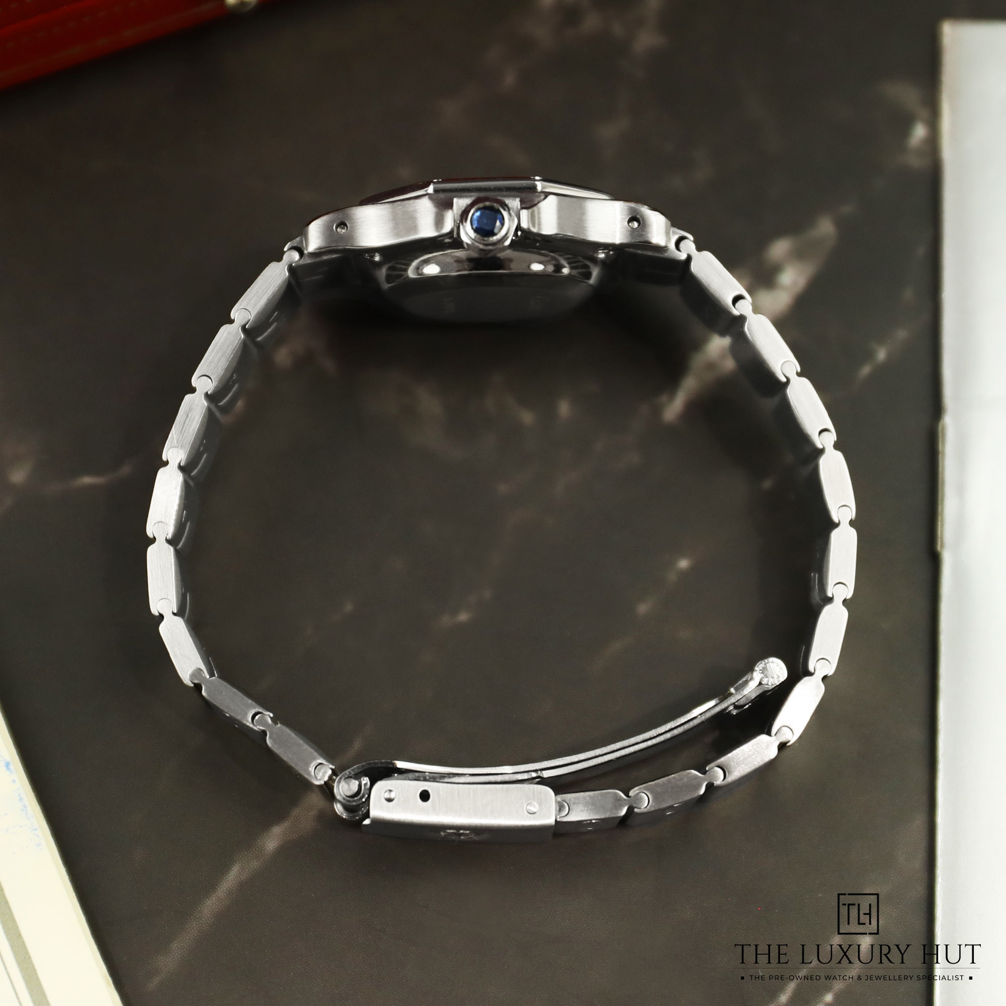2024/08/Cartier_Santos_Octagon_Steel-_White_51009-h.jpg