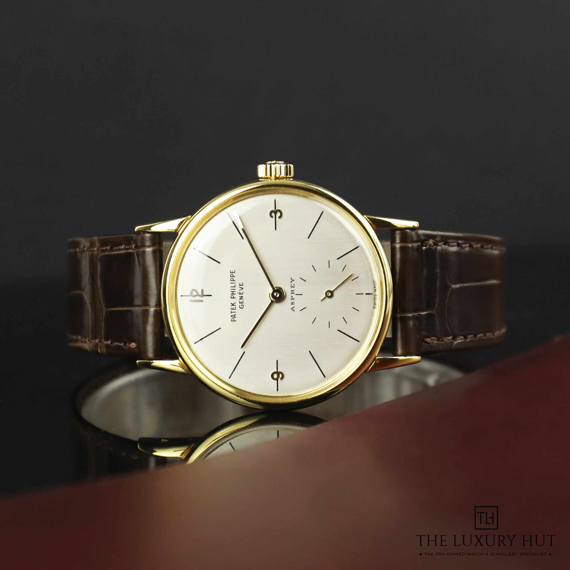 2024/08/Patek_Philippe_Yellow_Gold_Asprey-Stamped_50925-c.jpg