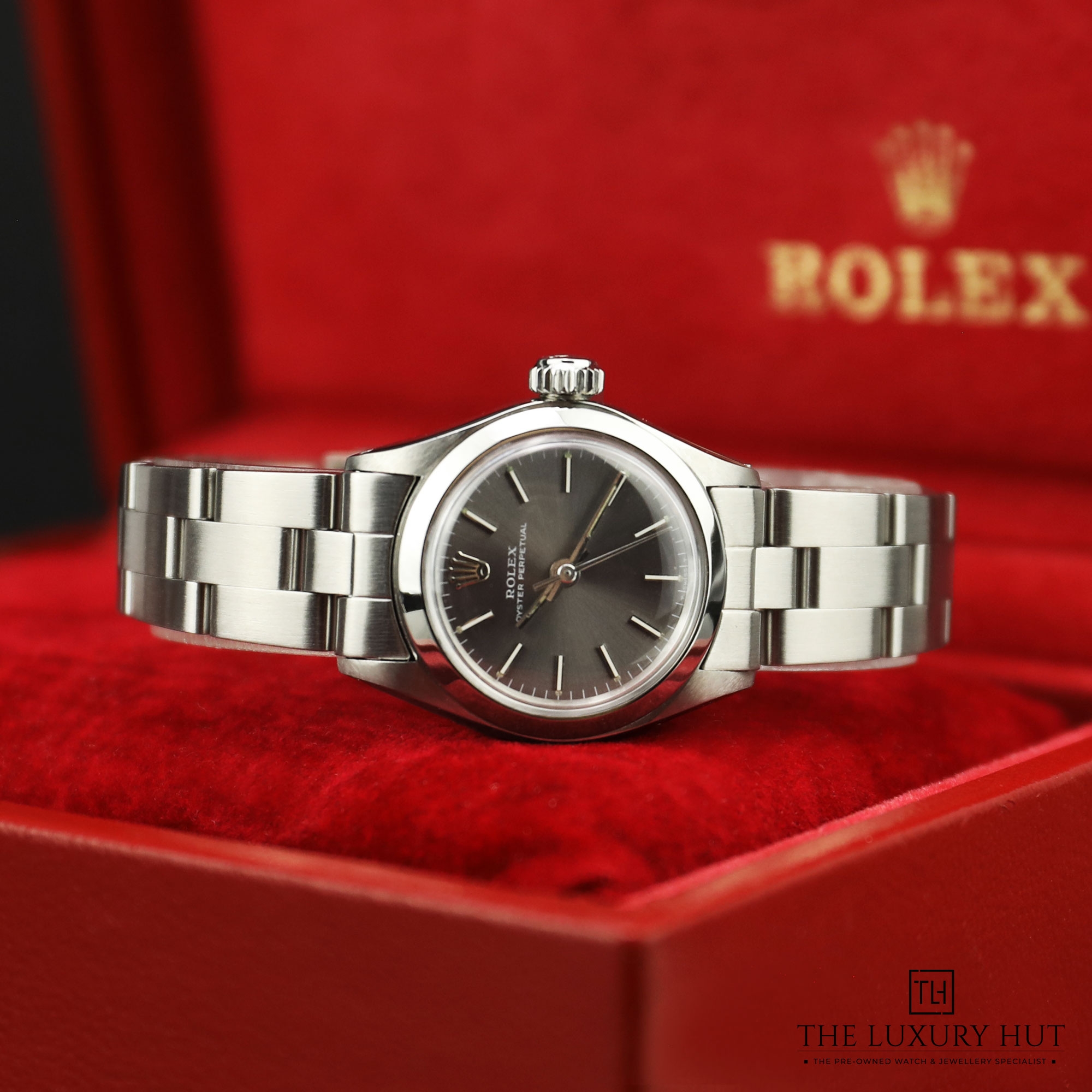 2024/08/Rolex_Lady_Oyster_Perpetual_Grey_Dial_50988-c.jpg