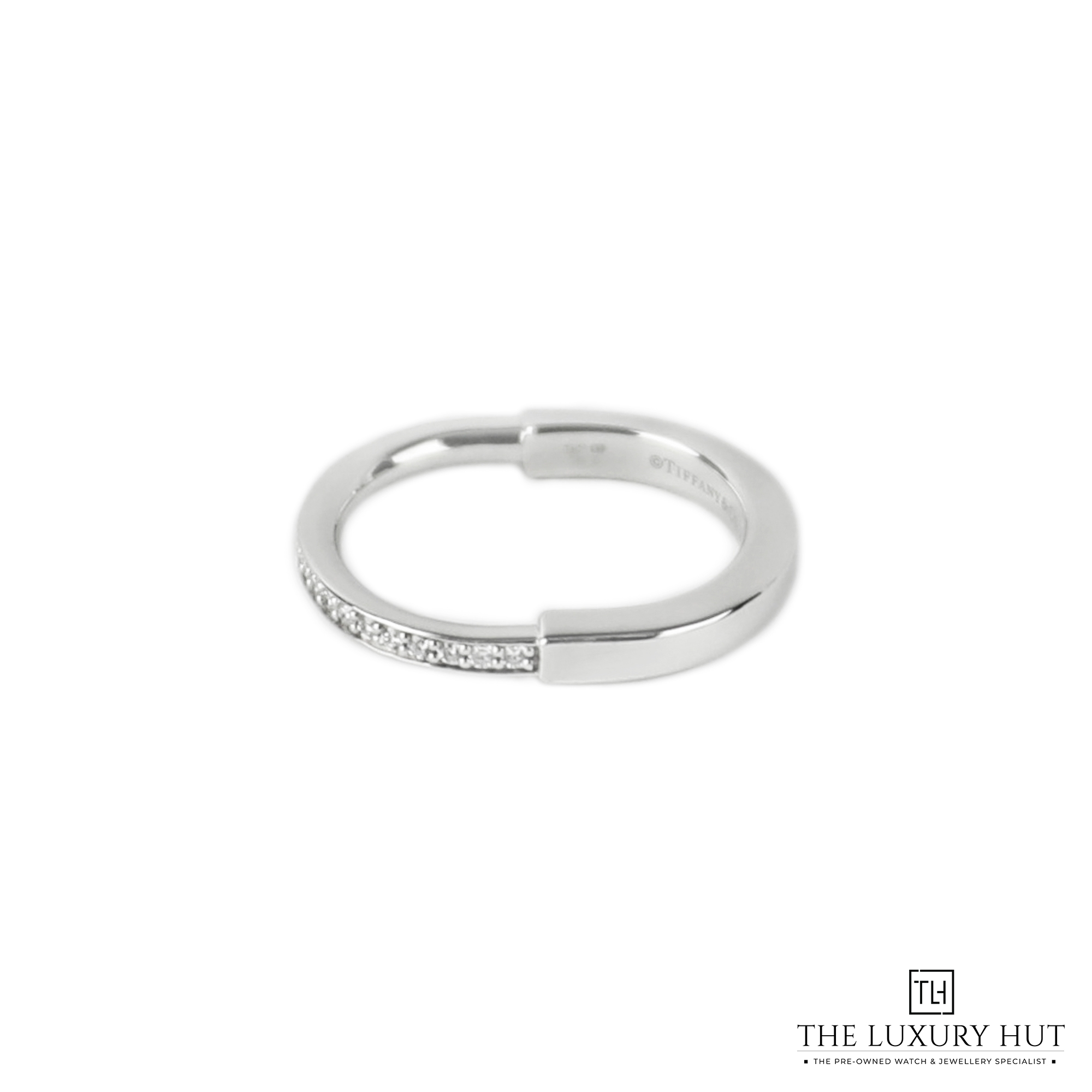 2024/08/Tiffany_White_Gold_Diamond_Lock_Ring_51035-b.jpg