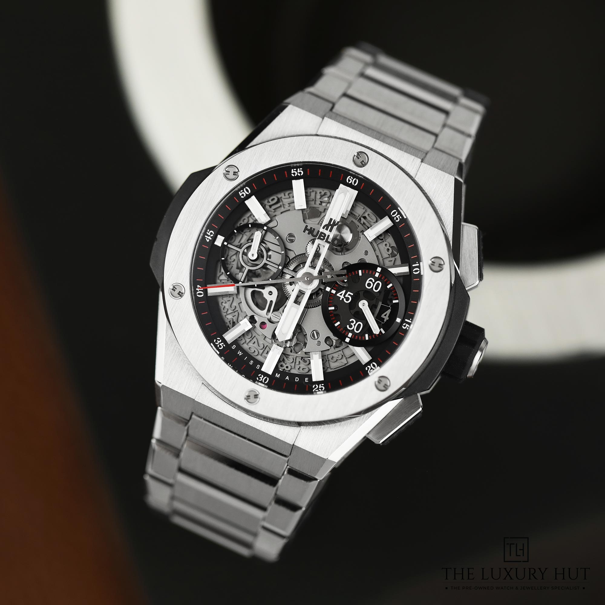 2024/10/Hublot_Big_Bang_Titanium_Skeleton_51067-b.jpg