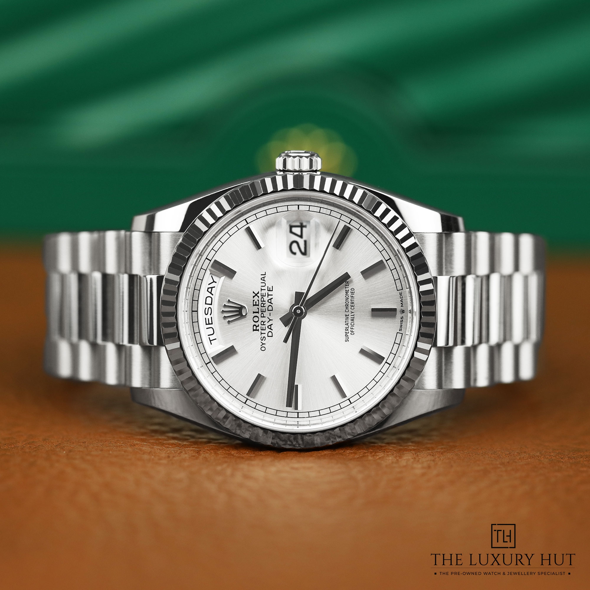 2024/10/Rolex_Day-Date_36_White_Gold_Silver_191024-c.jpg