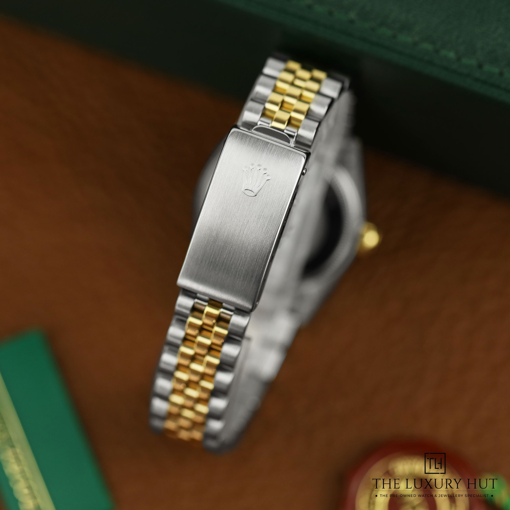 2024/10/Rolex_Oyster_Perpetual_Bi-Metal_White_51191-f.jpg