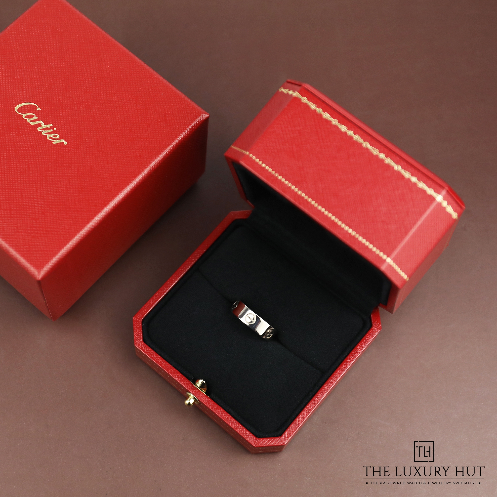 2024/11/Cartier_18ct_White_Gold_Love_Ring_51230-e.jpg