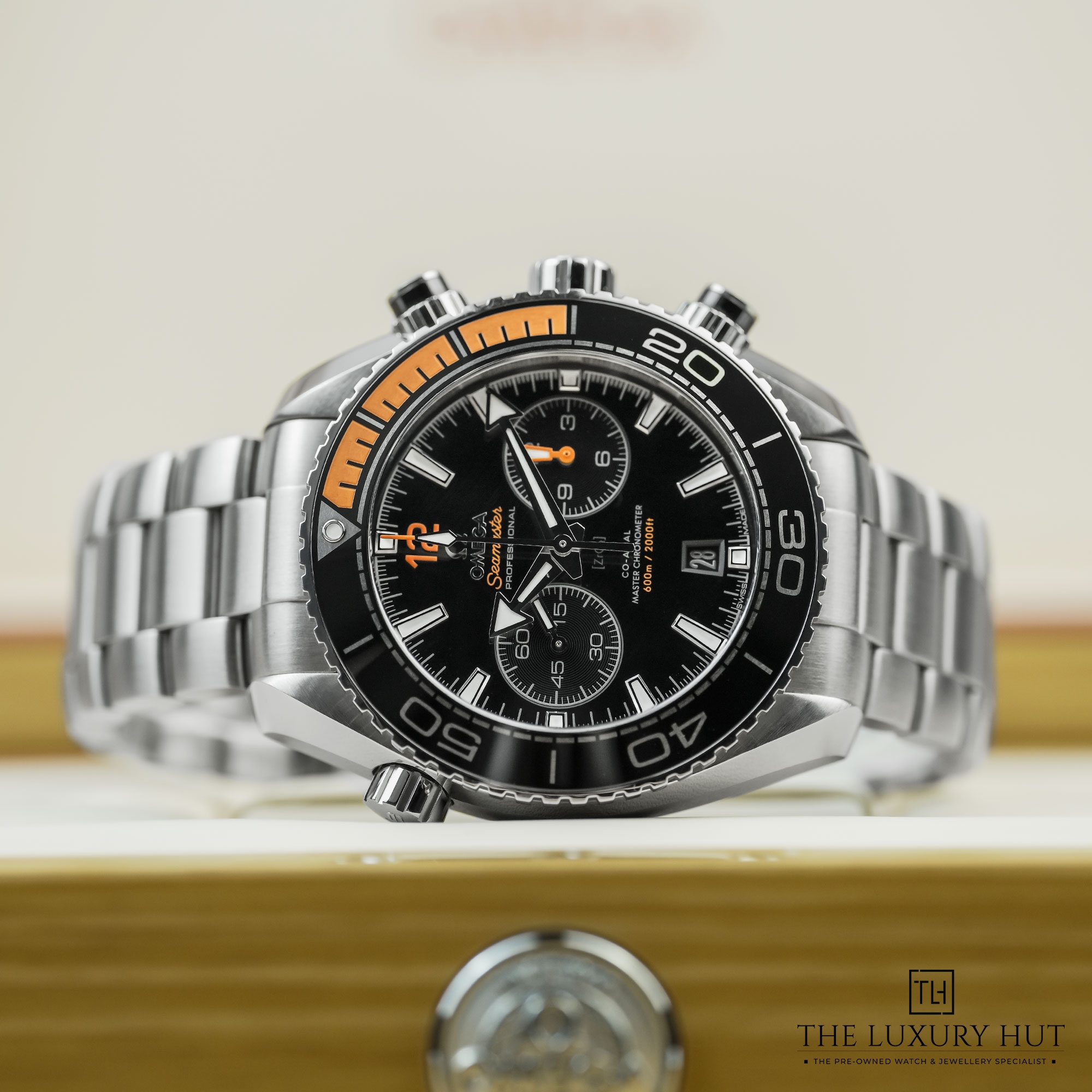 2024/11/Omega_Seamaster_Planet_Ocean_Black_51301-c.jpg