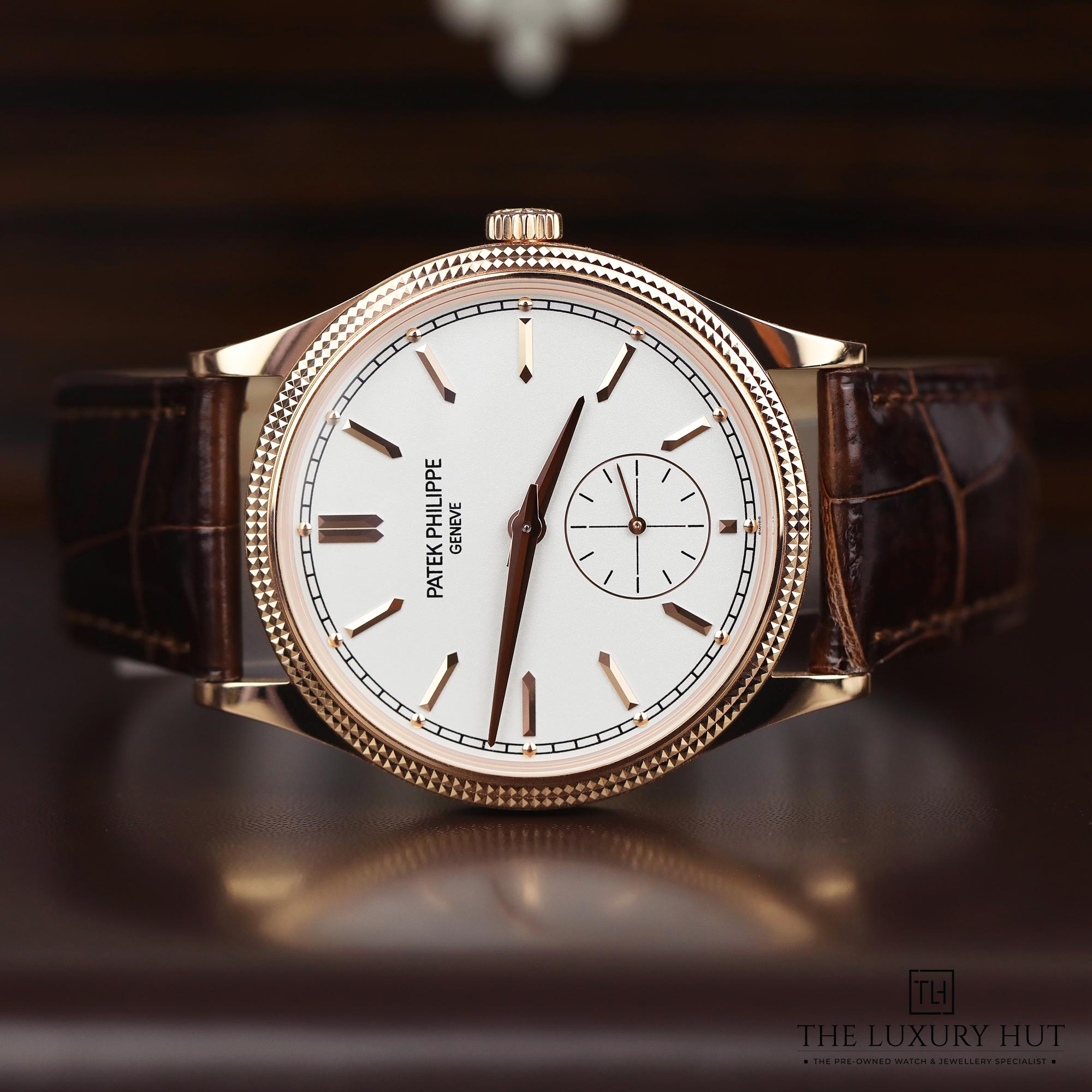 2024/11/Patek_Philippe_Calatrava_Rose_Gold_Silver_51225-c.jpg