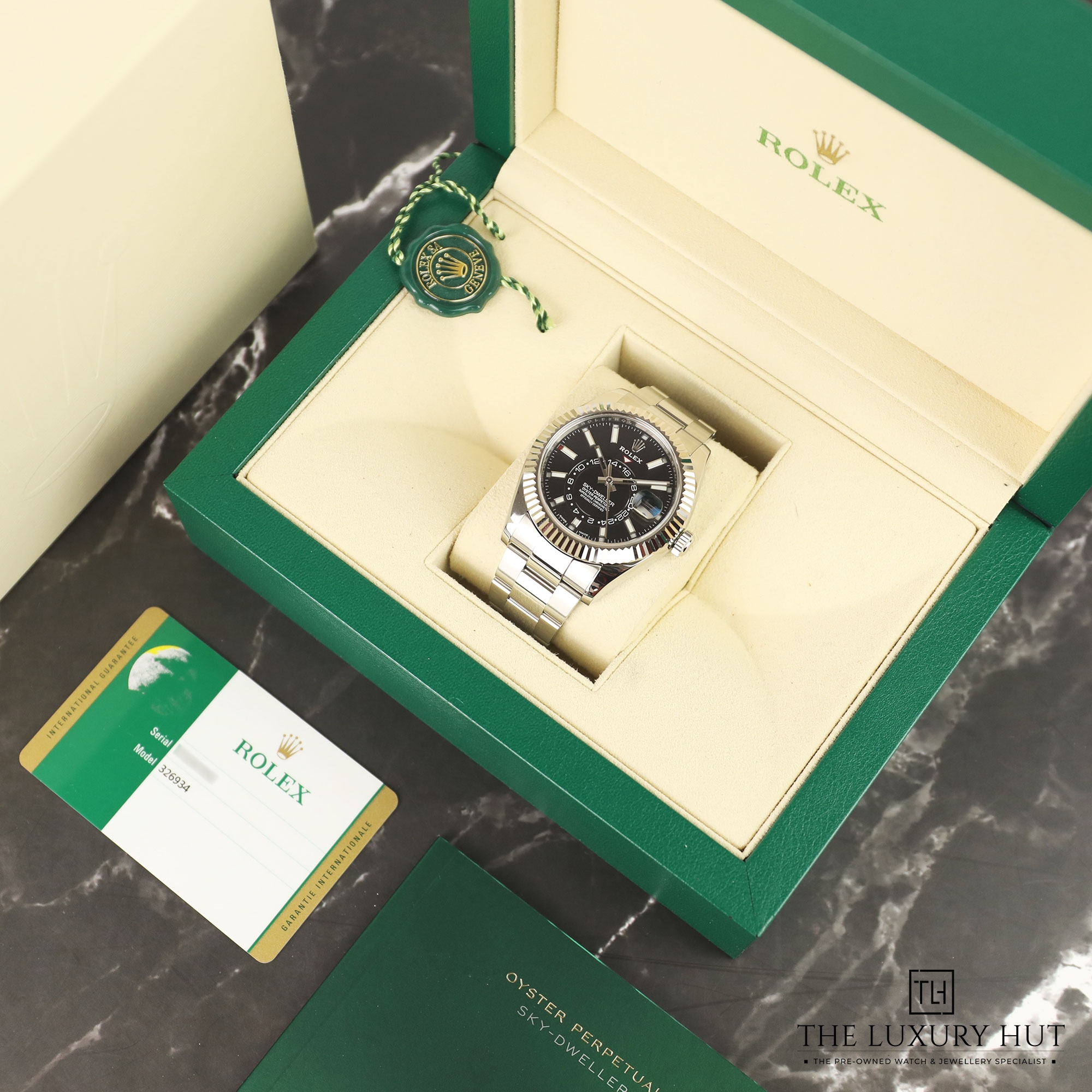 2024/11/Rolex_Sky-Dweller_42mm_Steel_Black_Dial_51275-f.jpg