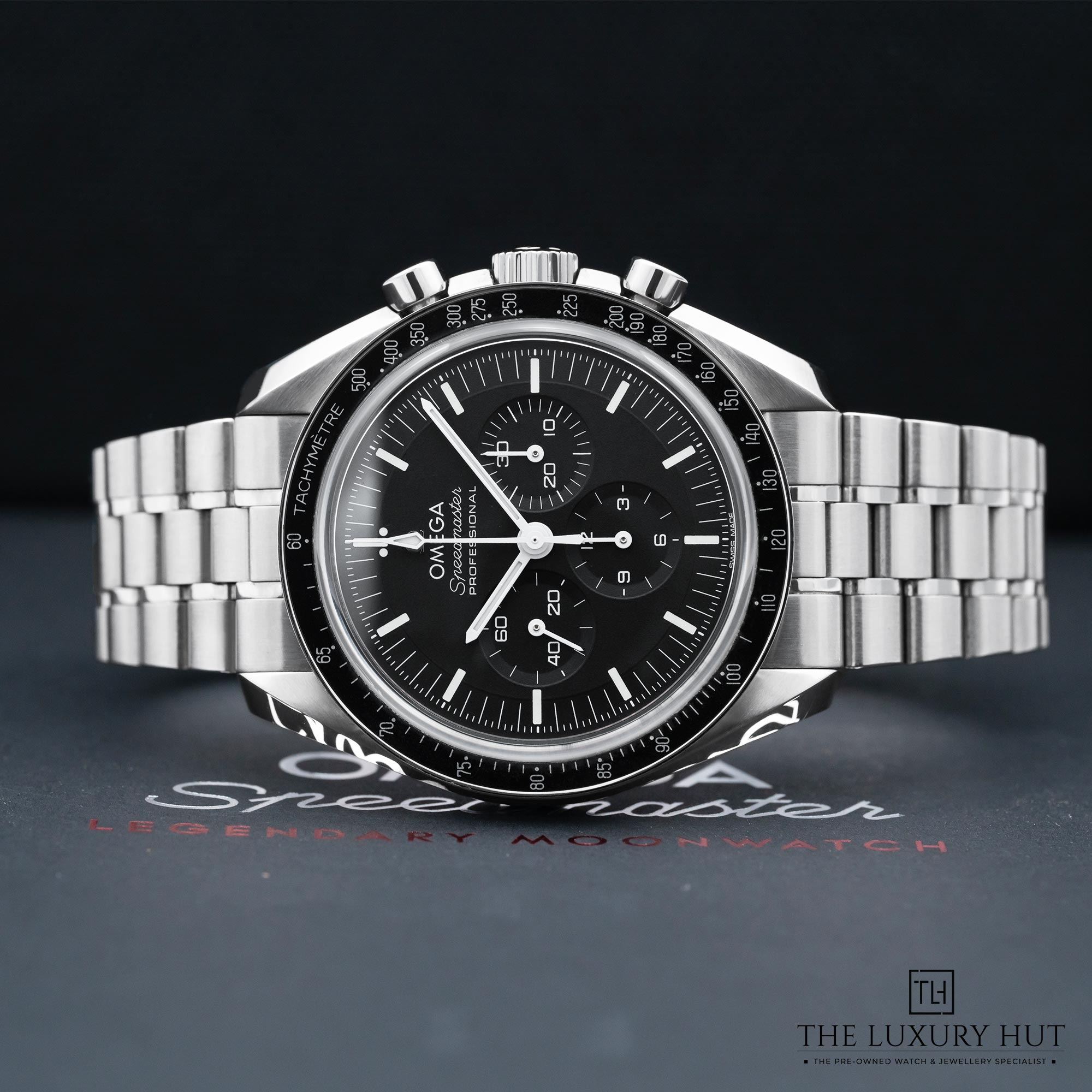 2025/02/Omega_Speedmaster_Moonwatch_Black_LB517-b.jpg