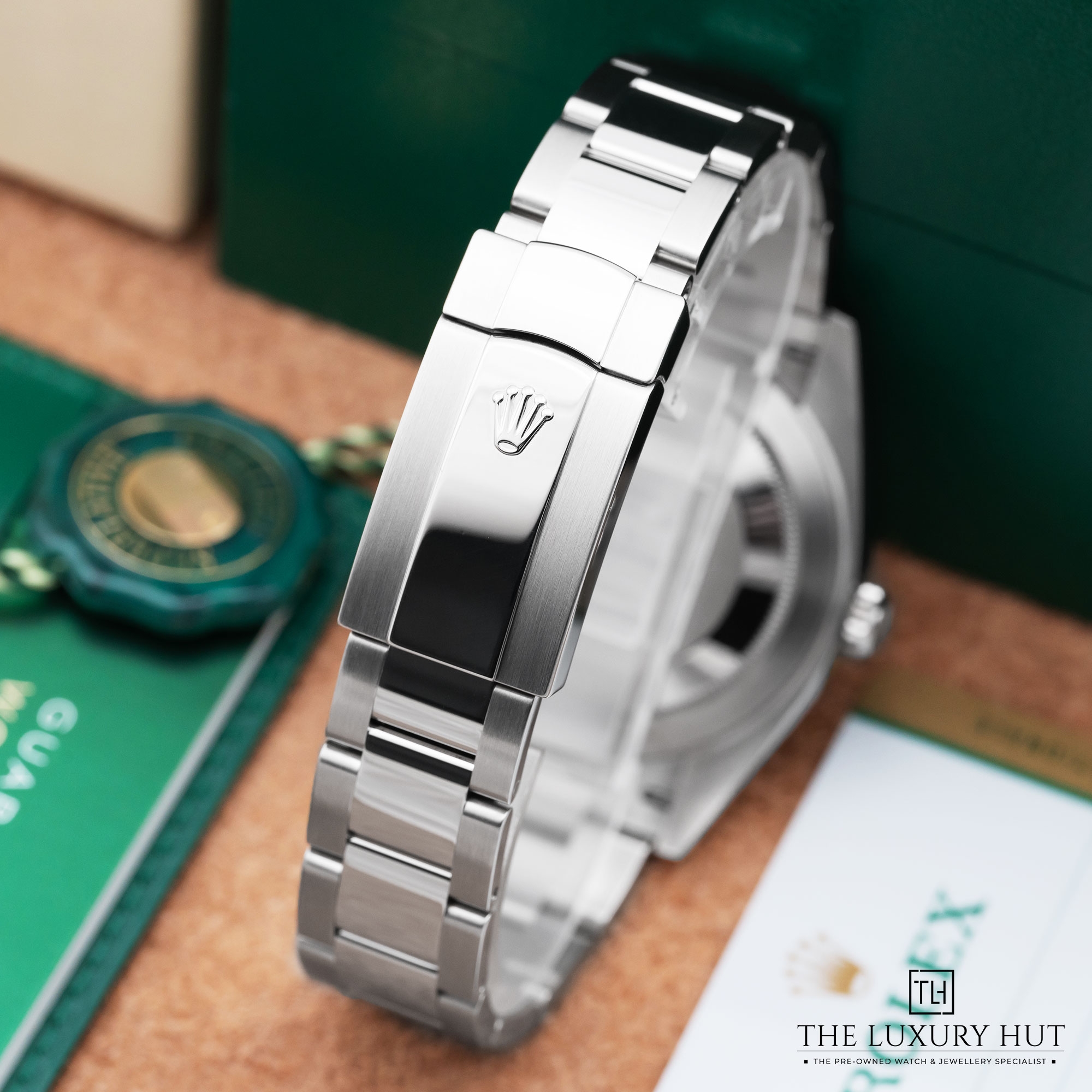2025/02/Rolex_Datejust_41mm_White_Dial_51500-d.jpg