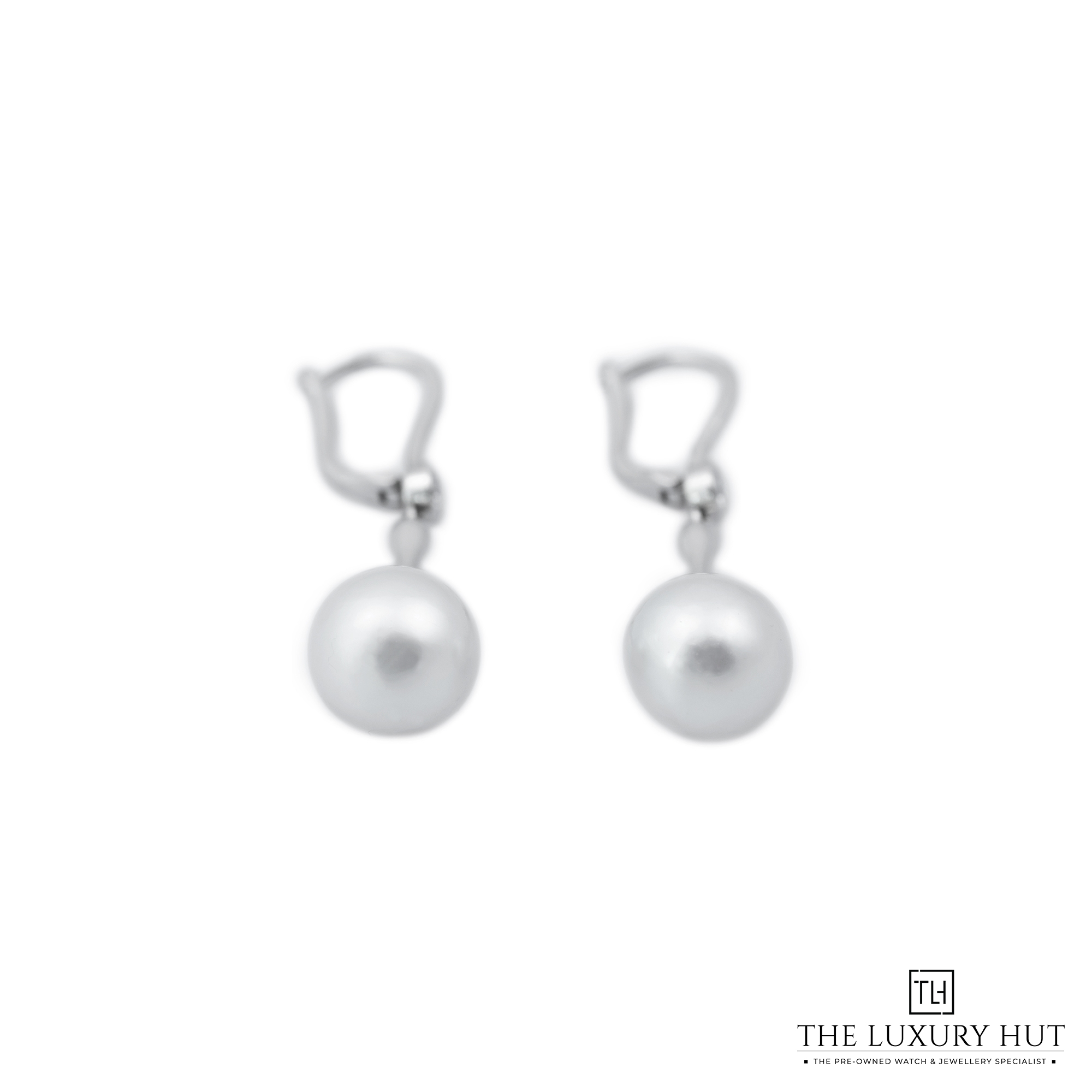 2025/02/Tiffany_Platinum_Natural_Pearl_Diamond_Earrings_51486-a.jpg
