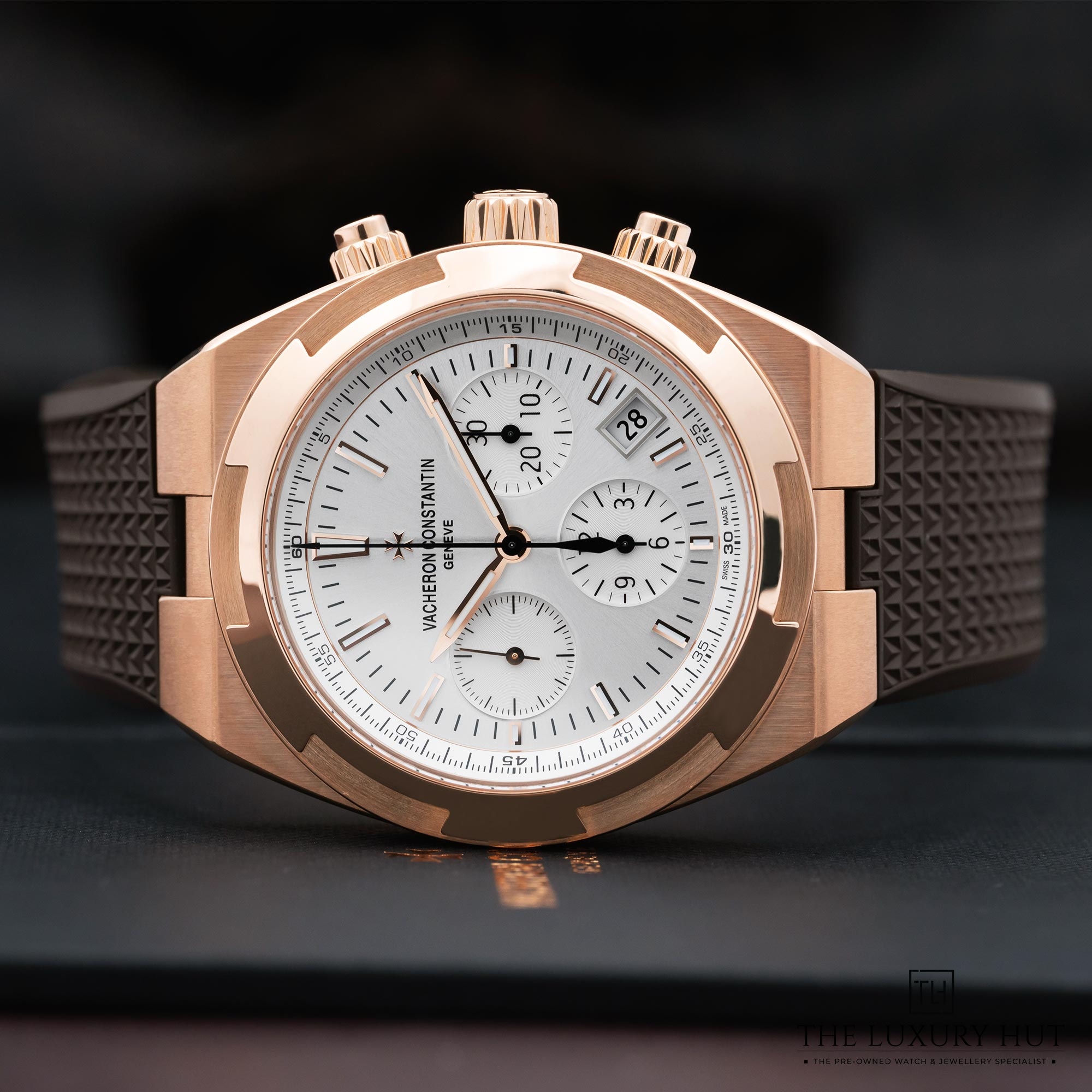 2025/02/Vacheron_Constantin_Overseas_Chronograph_51509-b.jpg