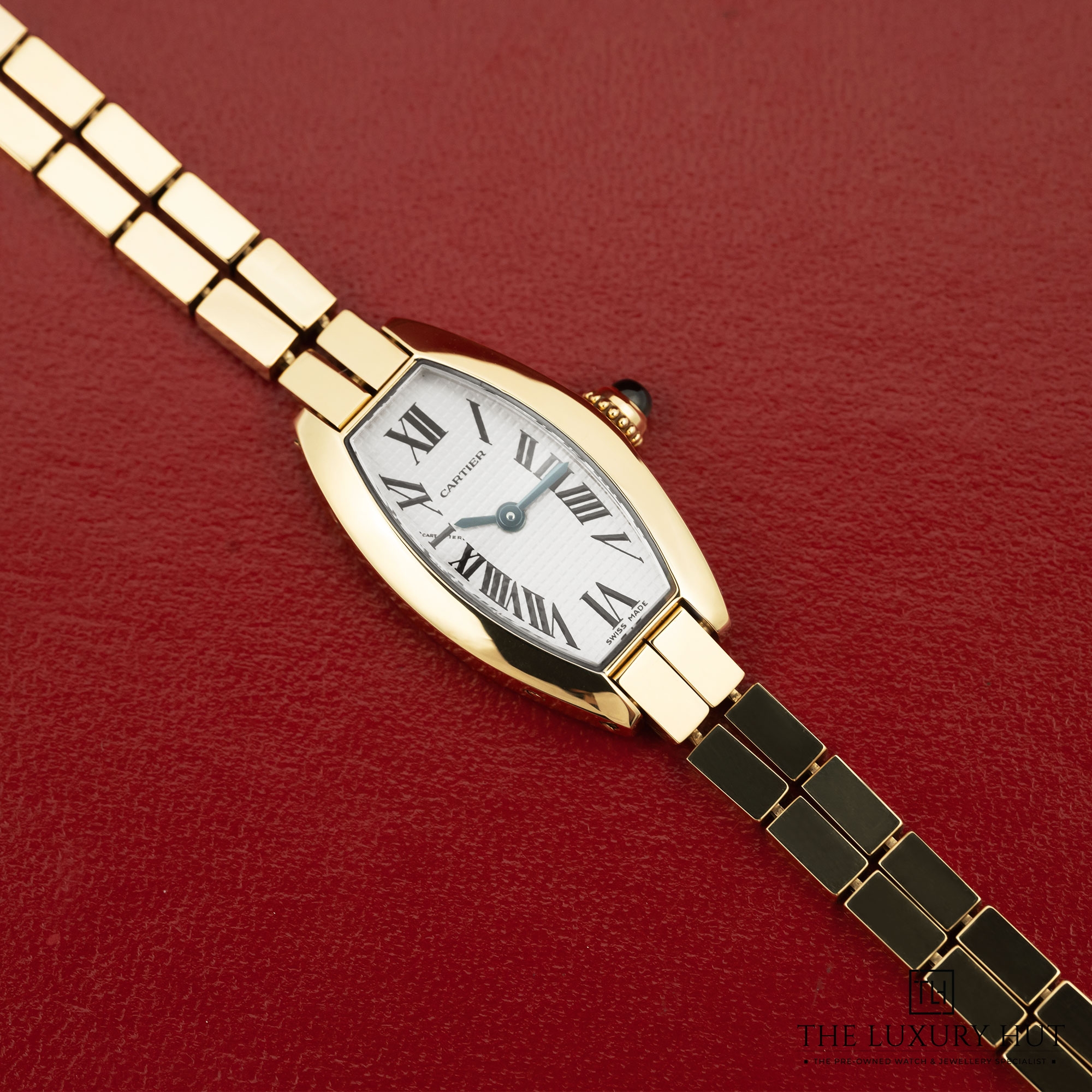 2025/03/Cartier_Tonneau_Lanieres_Gold_LB532-e.jpg
