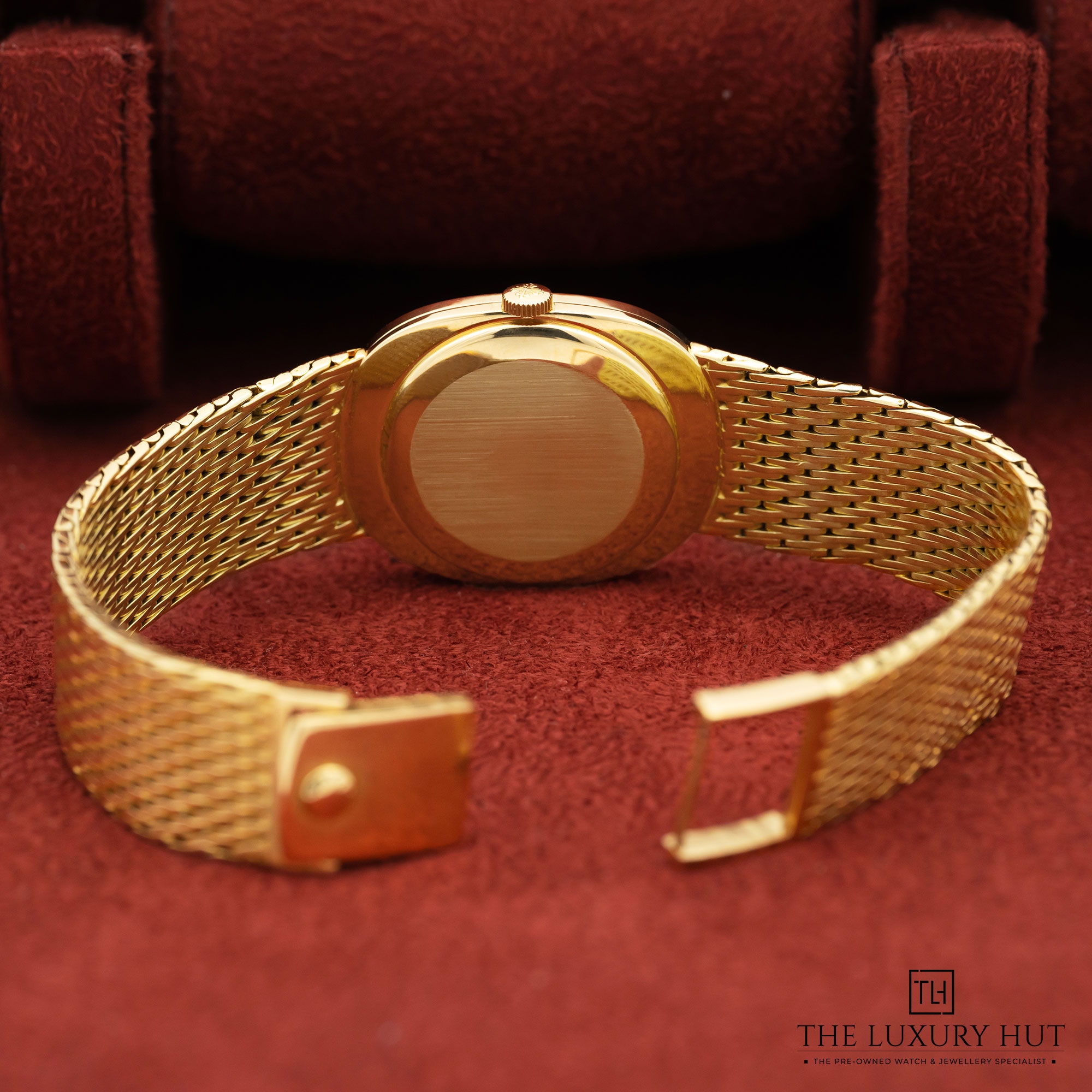 2025/03/Patek_Philippe_Ellipse_Yellow-Gold_Blue_51542-c.jpg