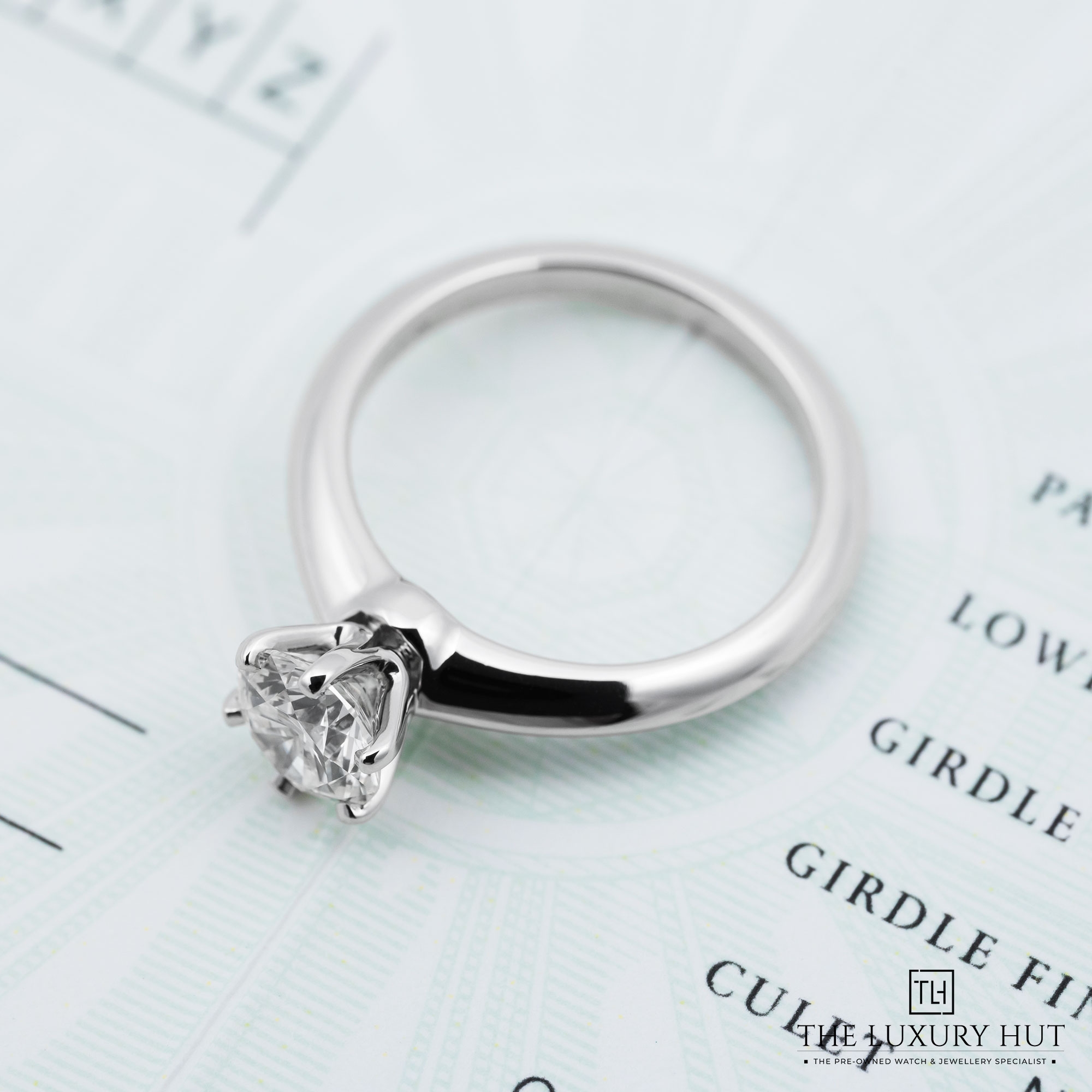 2025/03/Tiffany-Co_Platinum_Diamond_Ring_51645-c.jpg
