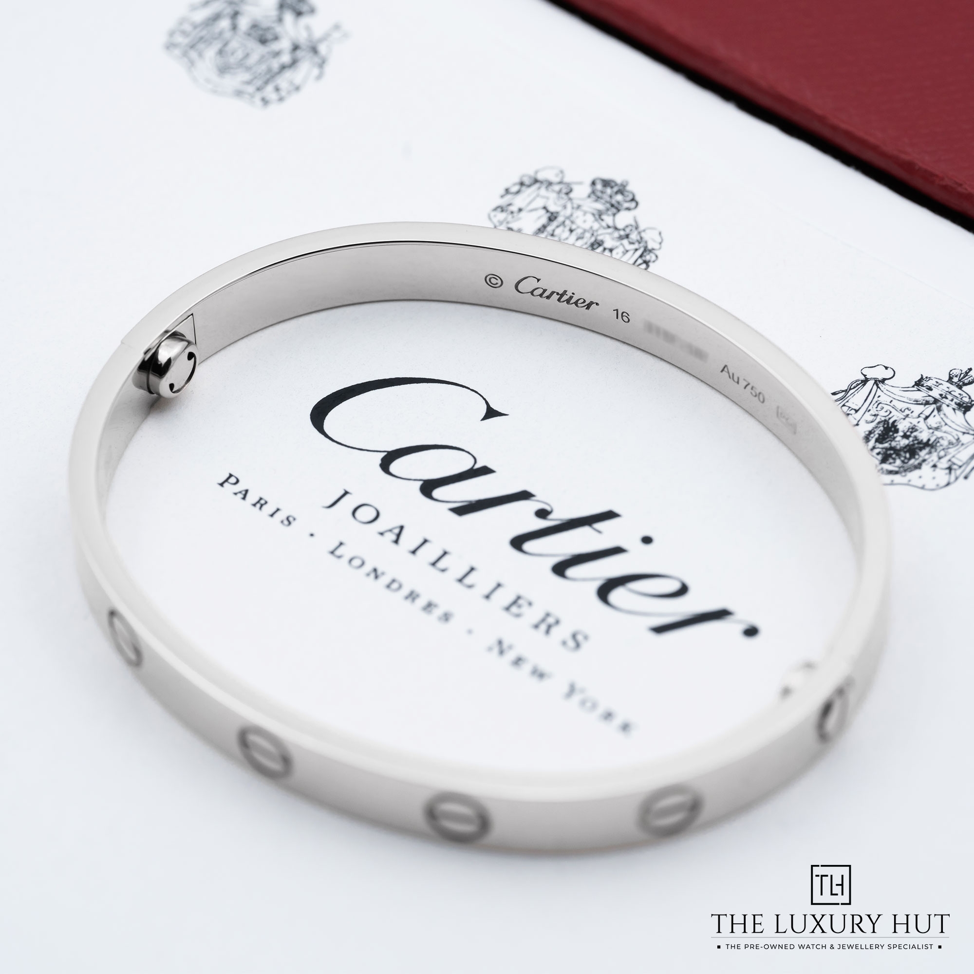 2025/04/Cartier_White_Gold_Classic_Love_Bracelet_LB552-e.jpg