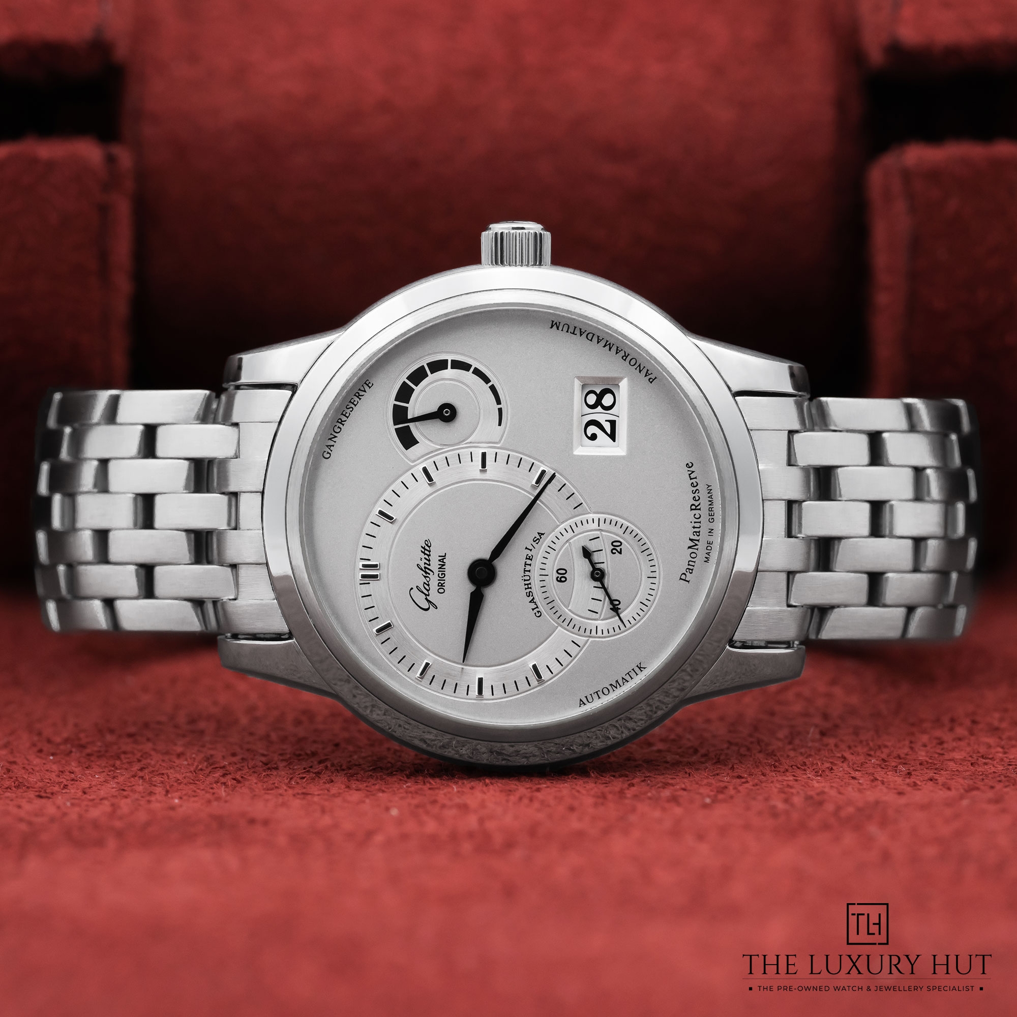 2025/04/Glashutte_Original_PanoMaticReserve_Silver_LB575-f.jpg