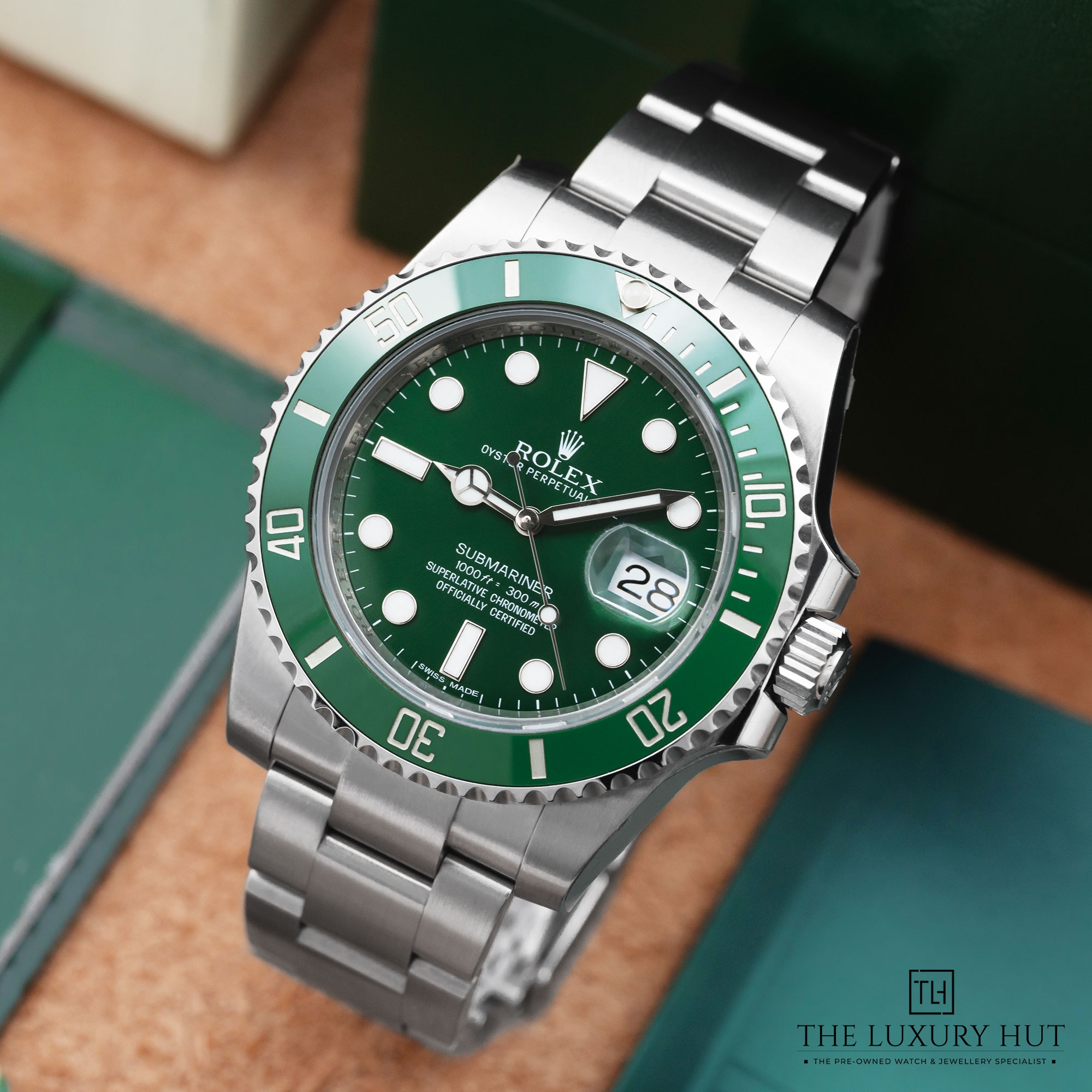 2025/04/Rolex_Submariner_HULK_Steel_Green_51627-b.jpg