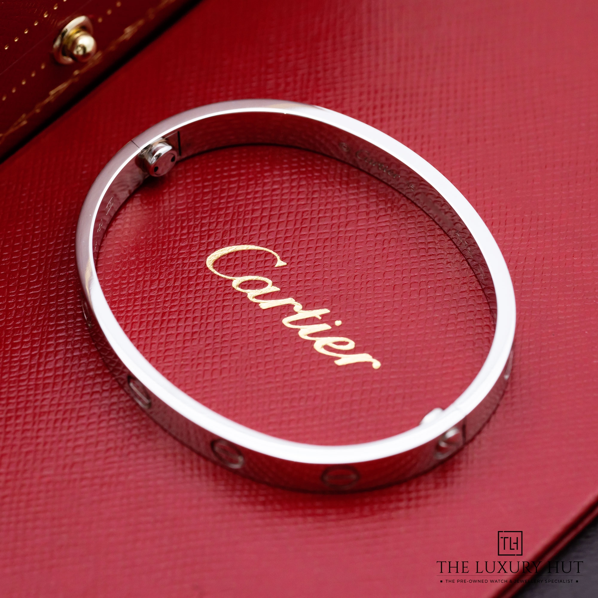 2025/05/Cartier_White_Gold_Classic_Love_Bangle_LB594-c.jpg