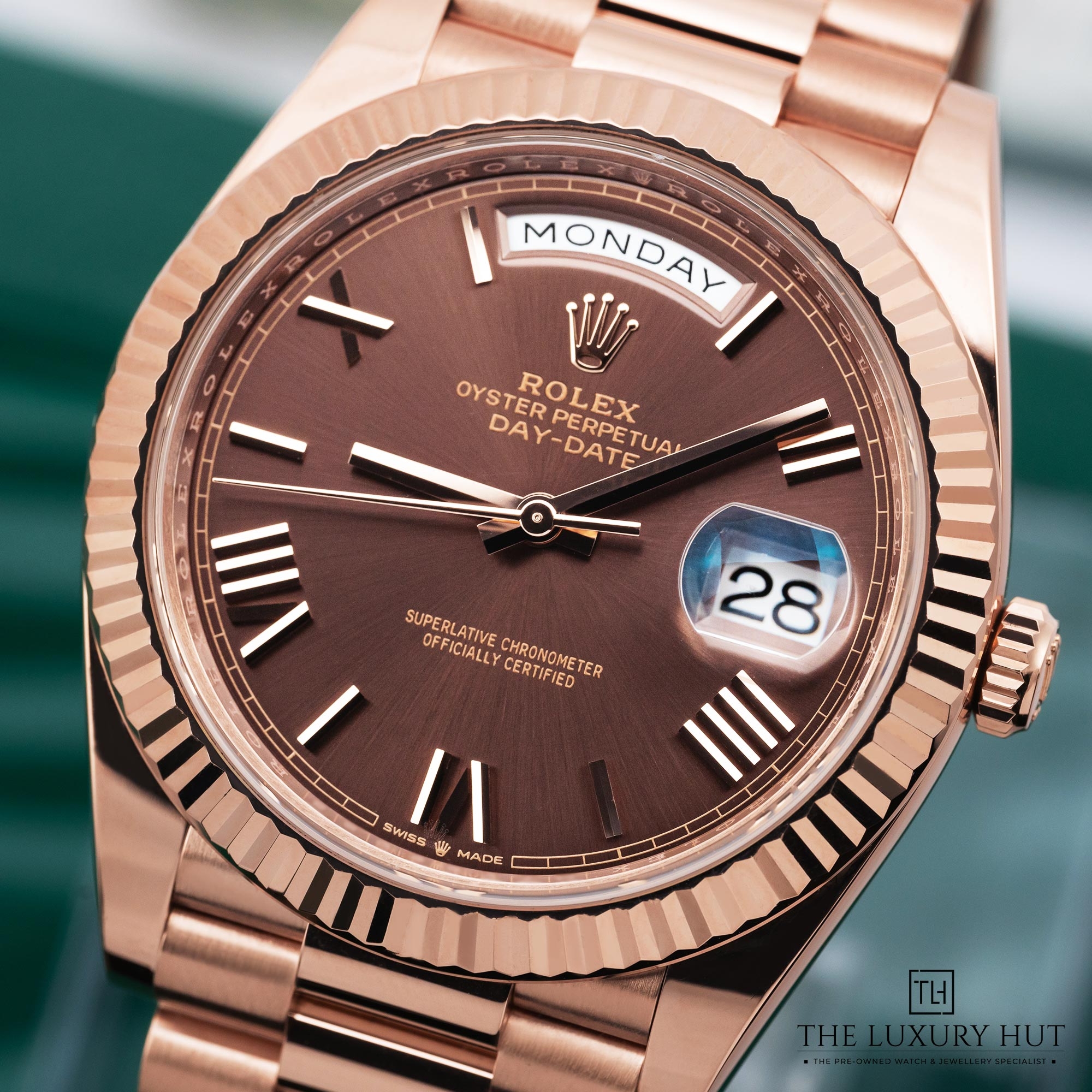 2025/06/Rolex_Day-Date_40_Everose_Gold_Chocolate_LB629-e.jpg