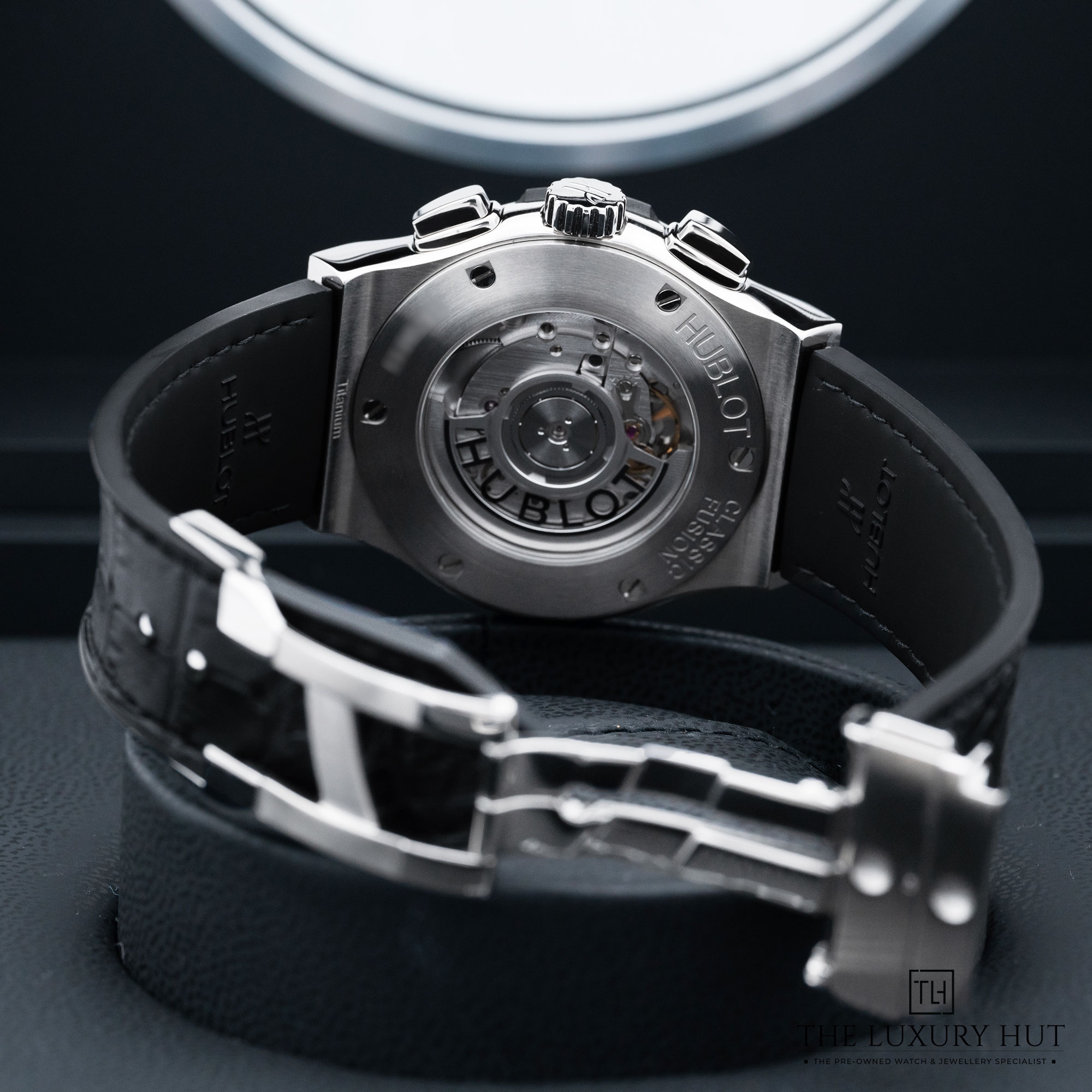 2025/07/Hublot_Classic_Fusion_Titanium_Diamonds_Black_51948-c.jpg