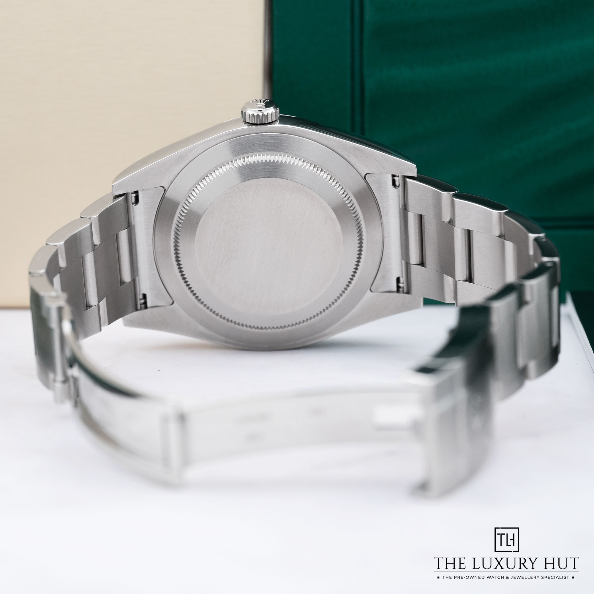 2025/07/Rolex_Oyster_Perpetual_39mm_Steel_Blue_51932-c.jpg