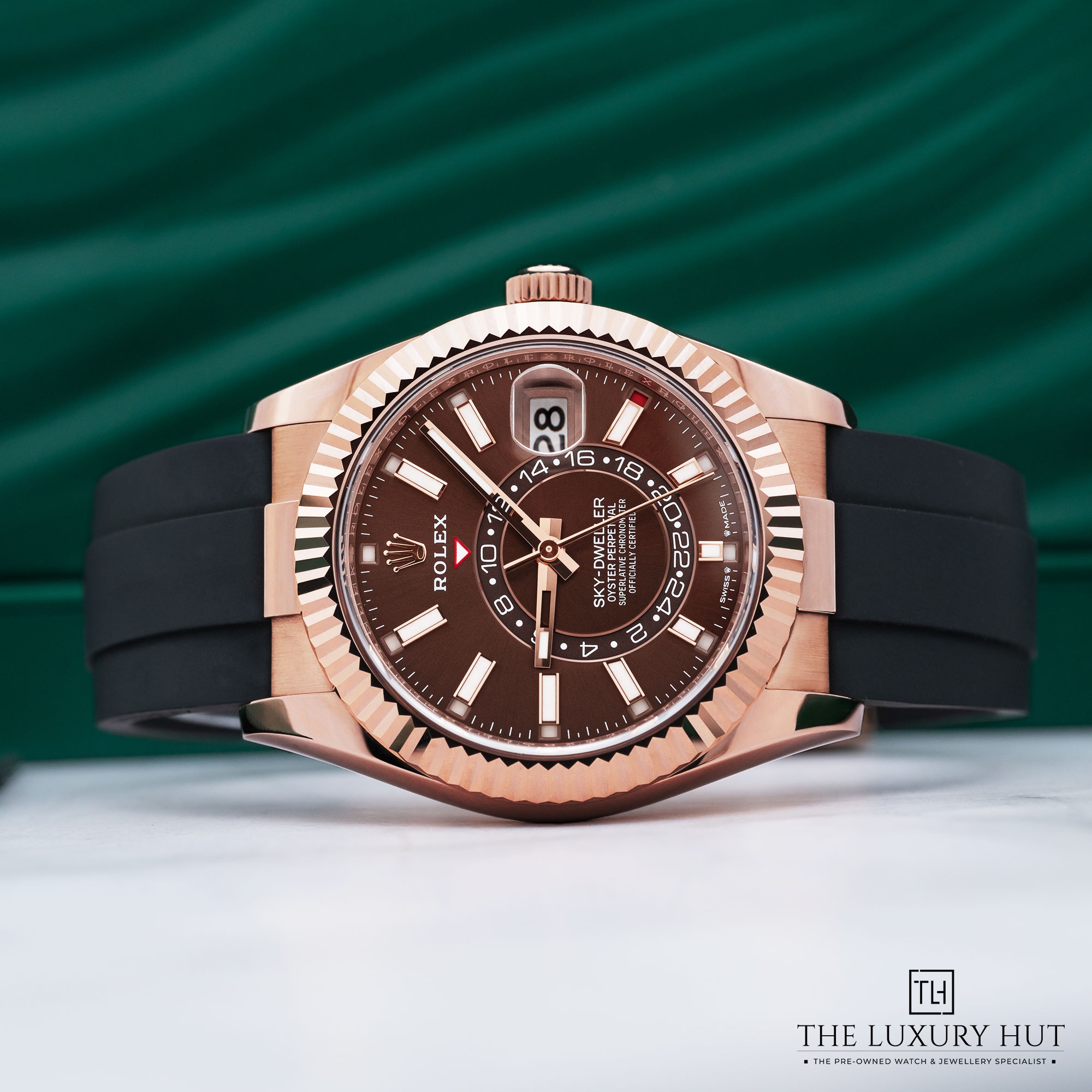 2025/07/Rolex_Sky-Dweller_18ct_Rose_Gold_42mm_Chocolate_51963-b.jpg