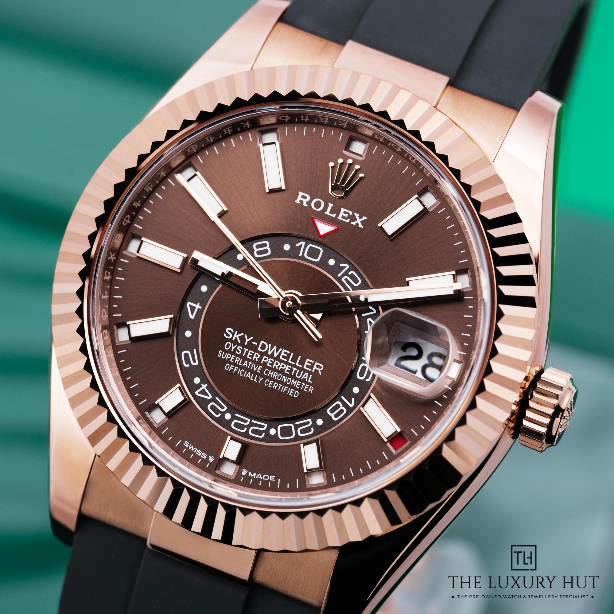 2025/07/Rolex_Sky-Dweller_18ct_Rose_Gold_42mm_Chocolate_51963-e.jpg