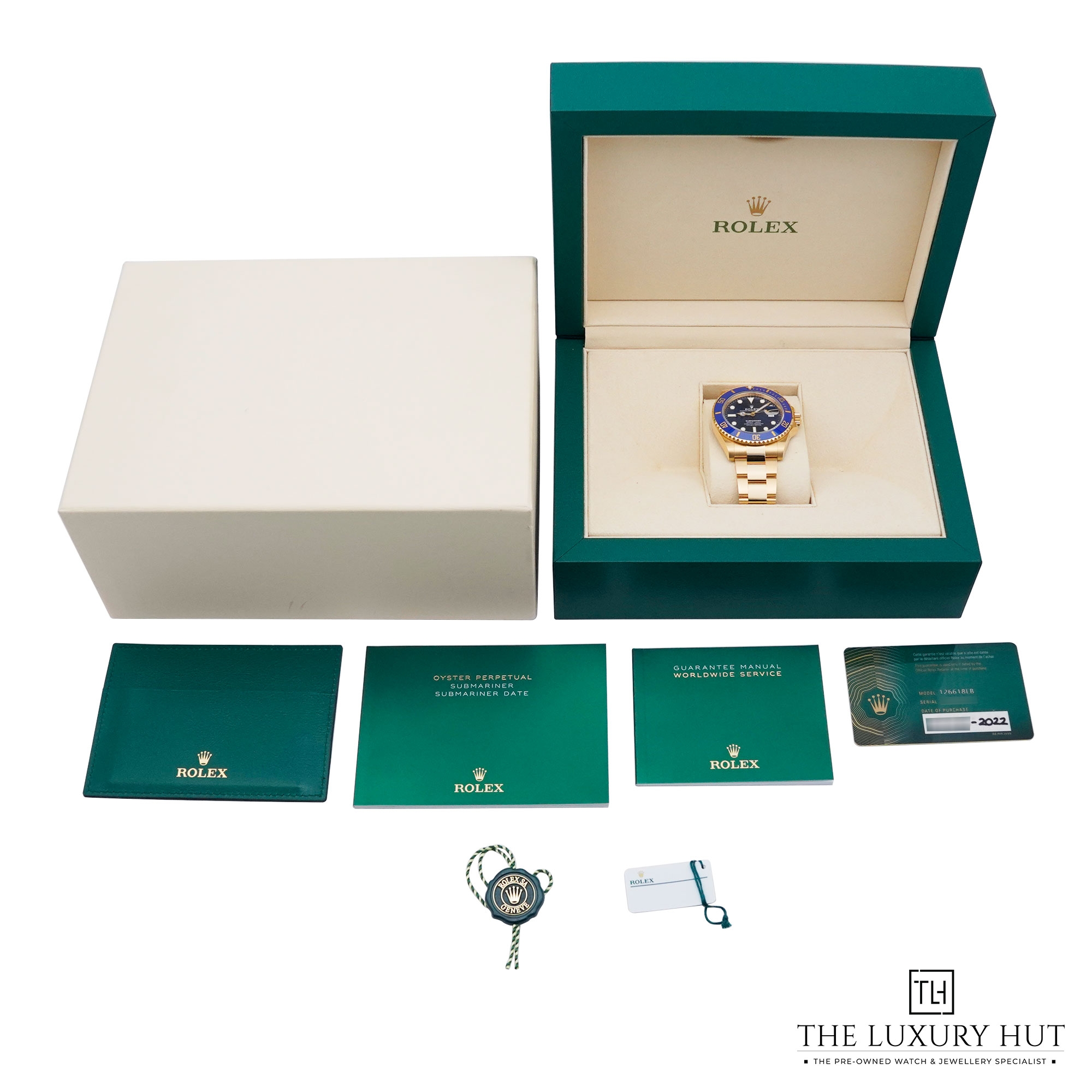 2025/07/Rolex_Submariner_41mm_Blue_Dial_52027-f.jpg
