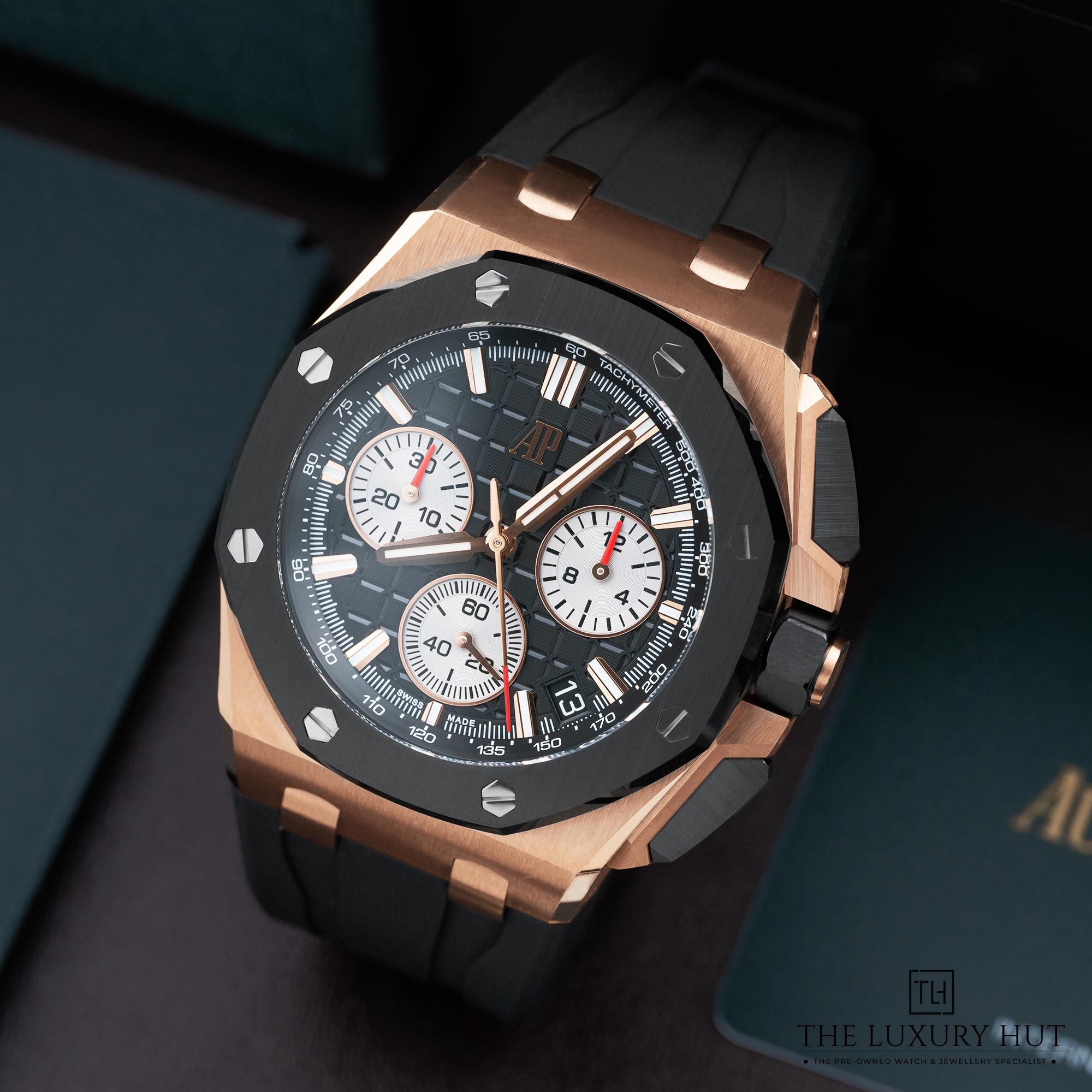 2025/08/Audemars_Piguet_Royal_Oak_Offshore_Pink_Gold_LB633-b.jpg