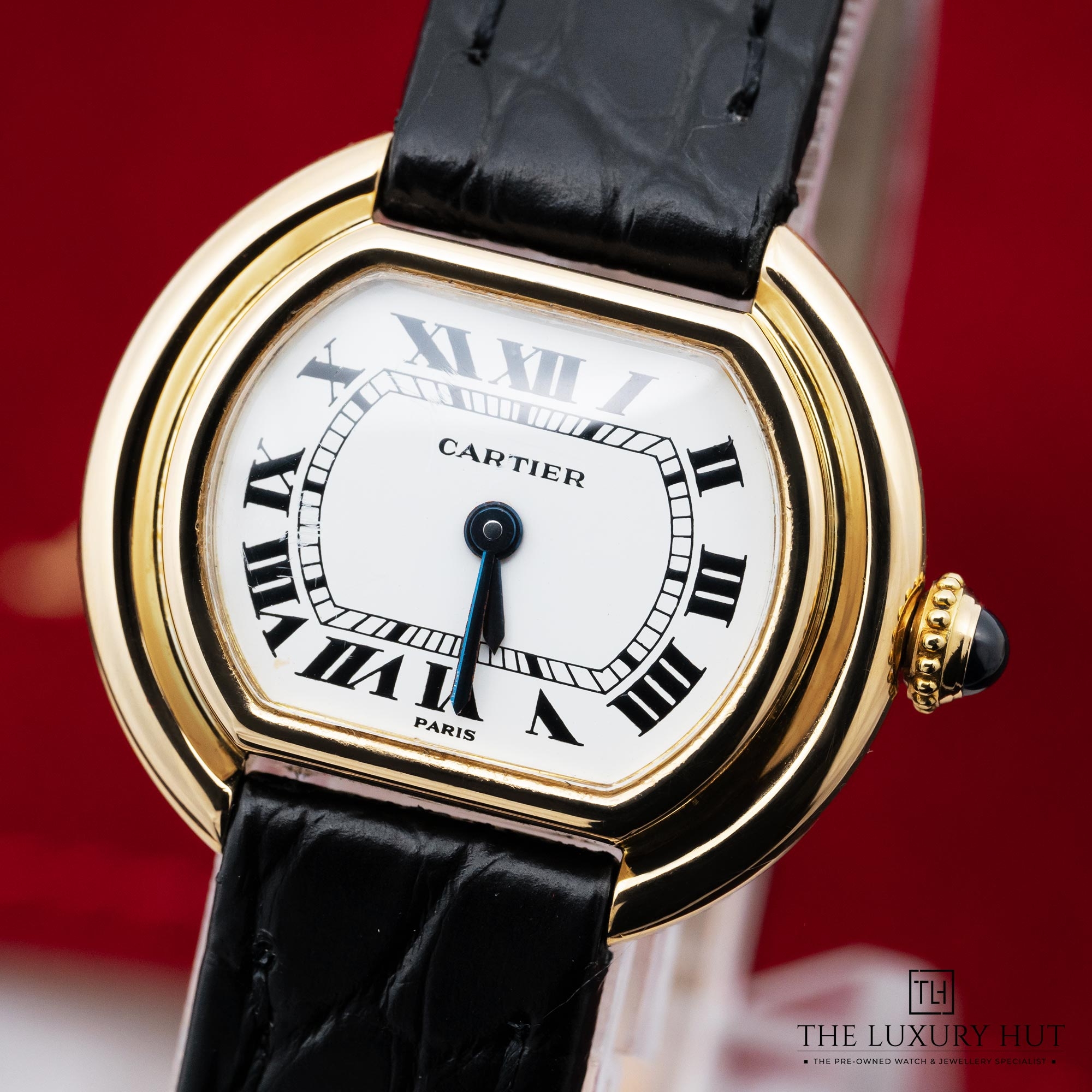 2025/08/Cartier_Ellipse_Yellow_Gold_26mm_White_51987-e.jpg