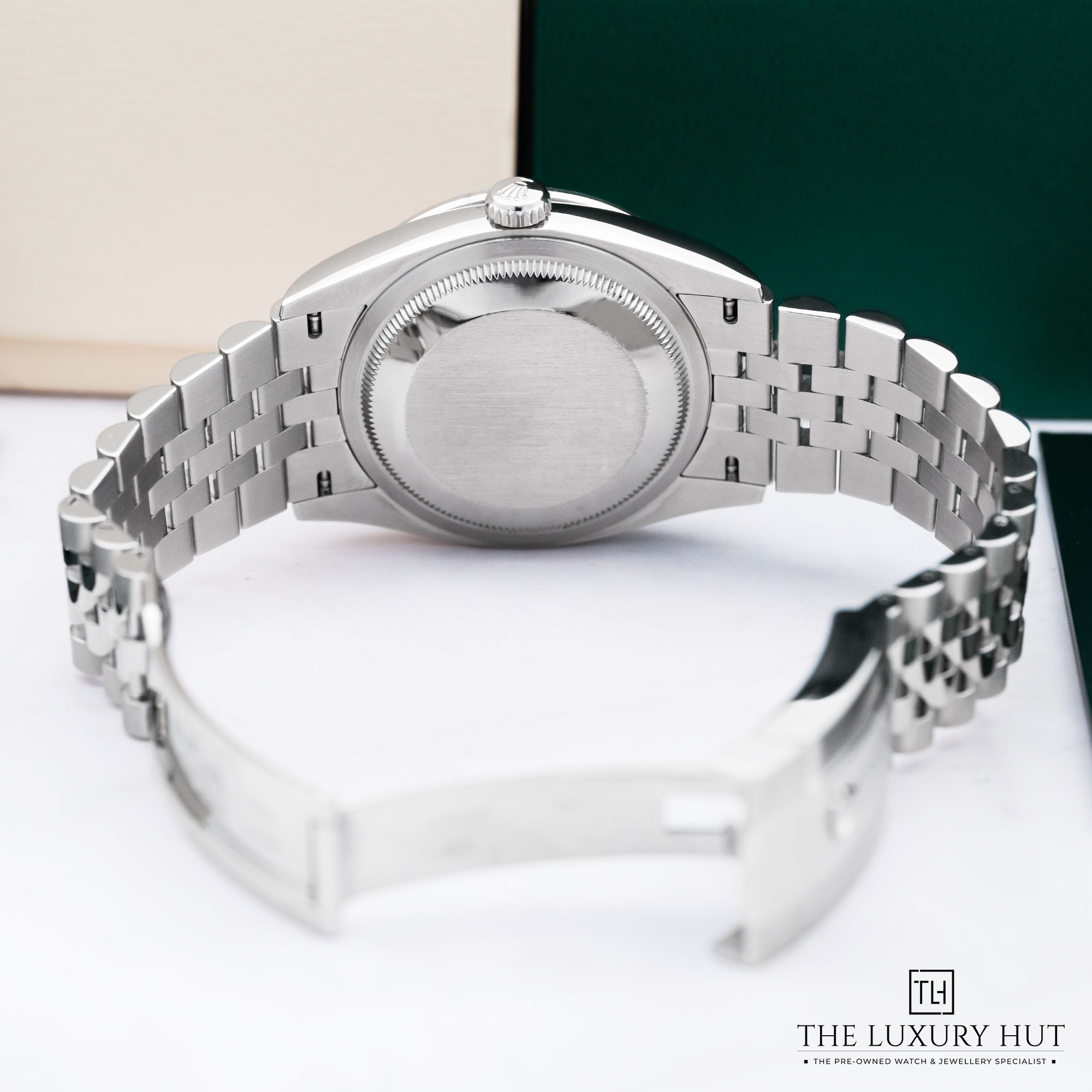 2025/08/Rolex_Datejust_Green_Palm_Motif_Diamond_52099-c.jpg