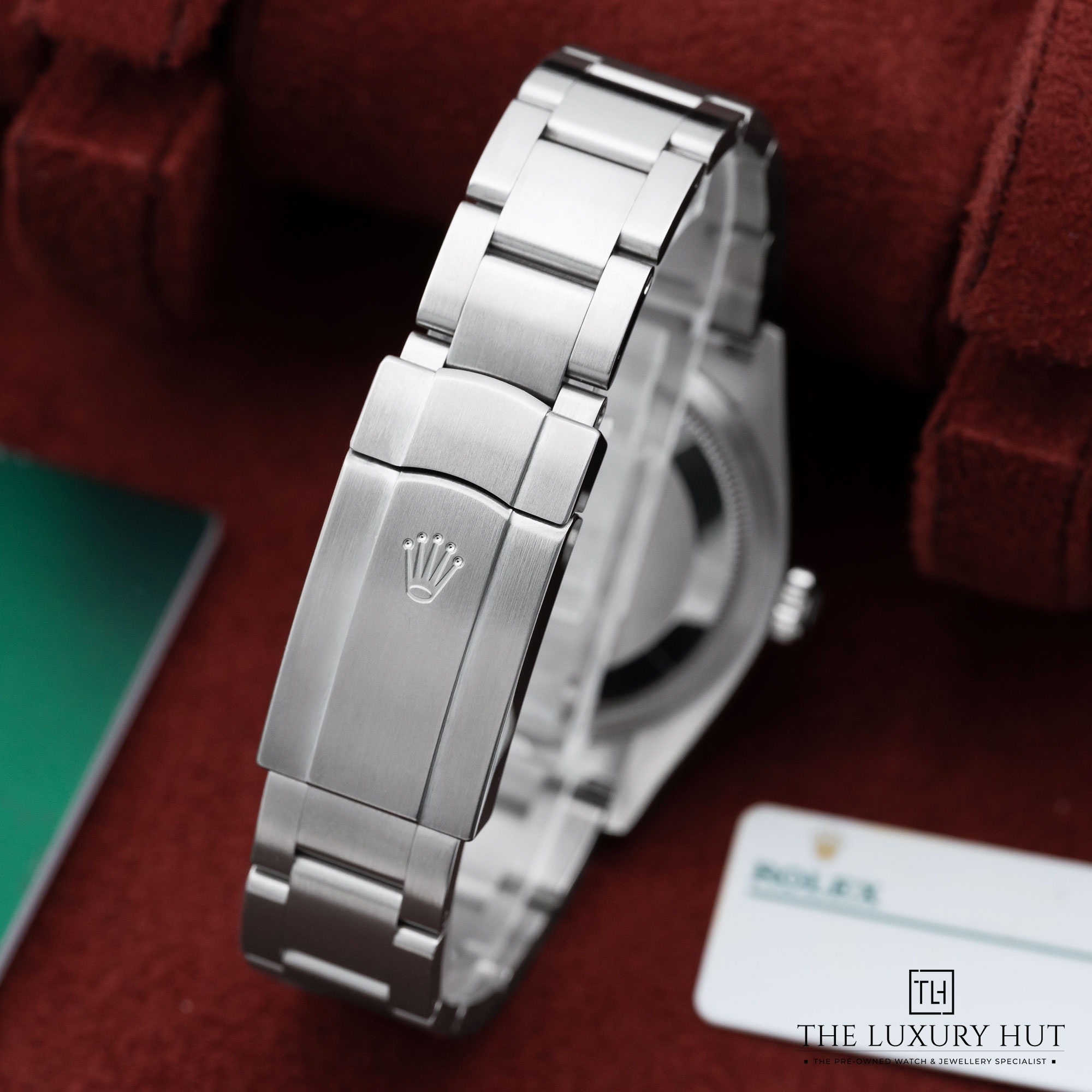 2025/08/Rolex_Oyster_Perpetual_36mm_Steel_Green_Dial_52105d.jpg