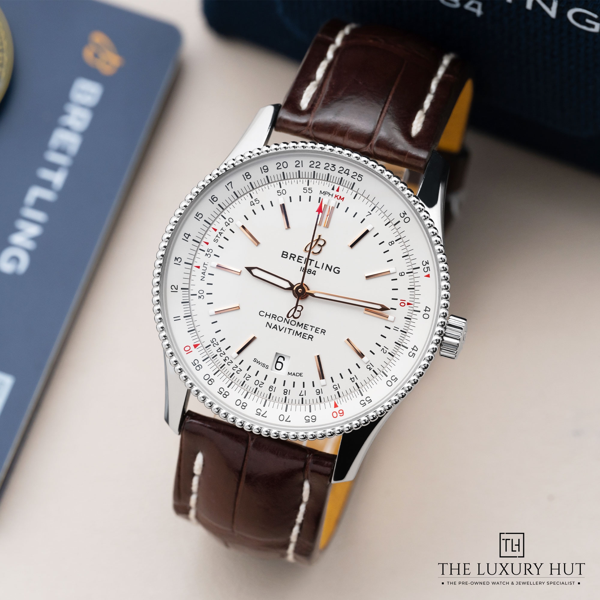 2025/09/Breitling_Navitimer_41mm_Steel_Silver_52139-b.jpg