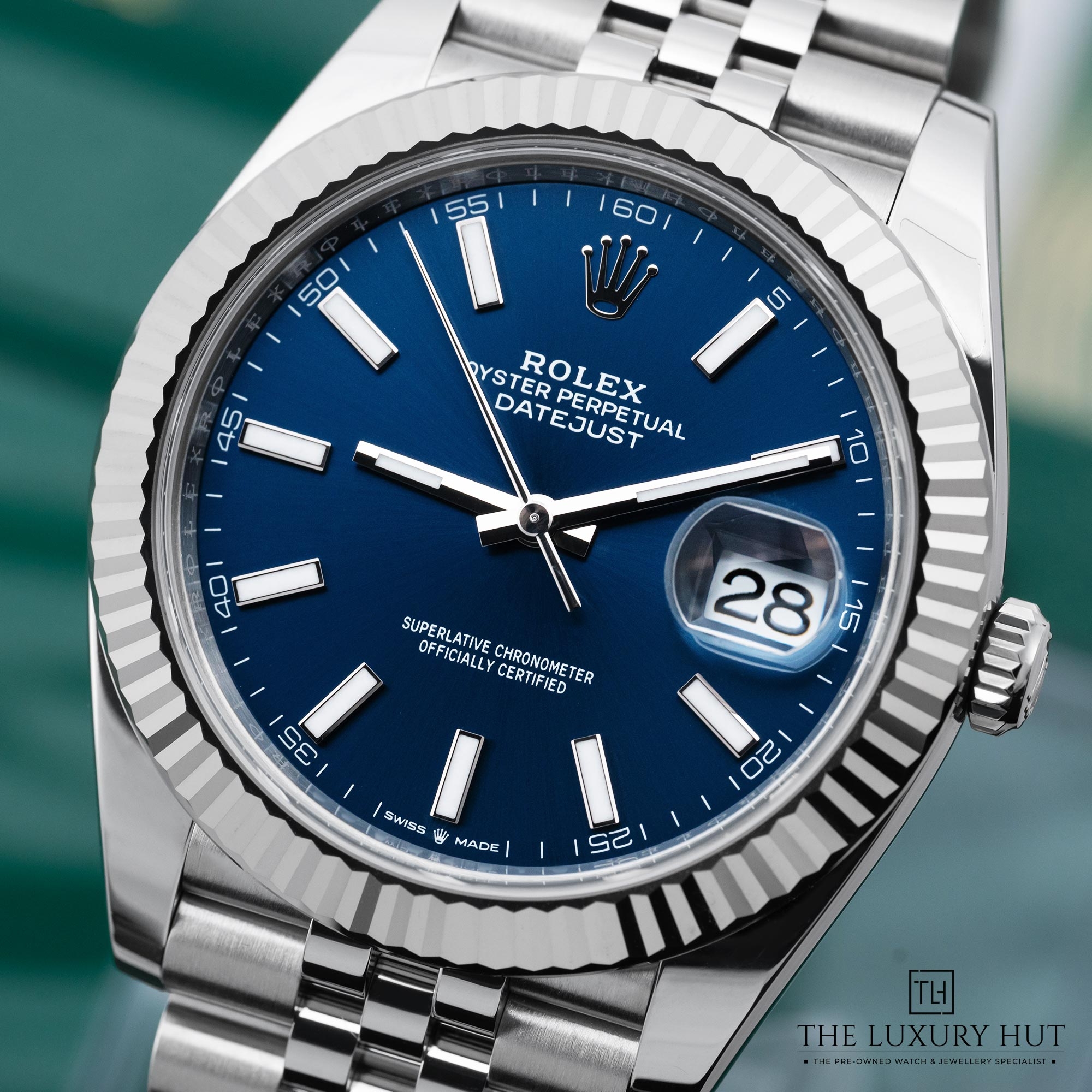 2025/09/Rolex_Datejust_41mm_Steel_White_Gold_Blue_52187-e.jpg