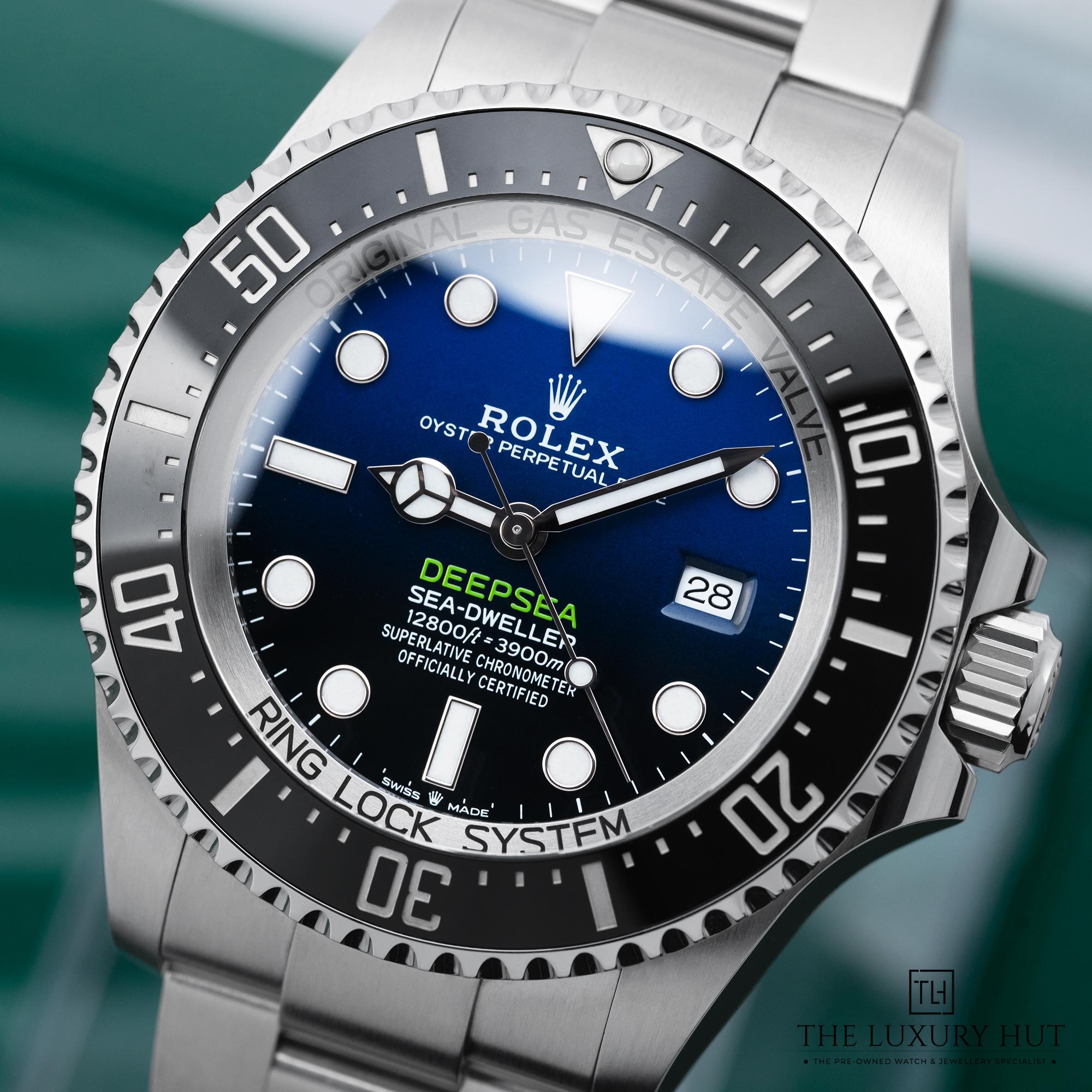 2025/09/Rolex_Sea-Dweller_Deepsea_James_Cameron_D-Blue_52135-e.jpg