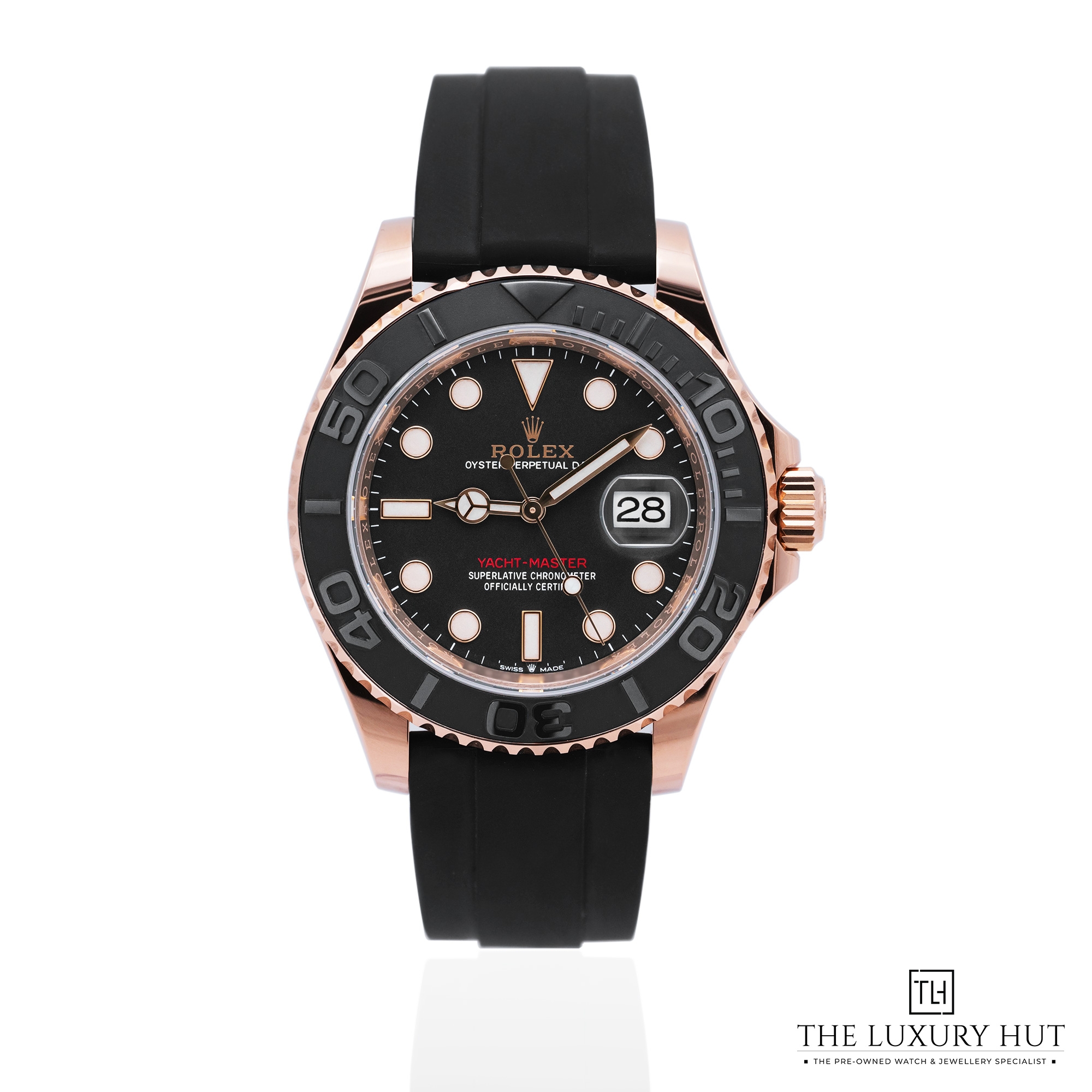 2025/09/Rolex_Yacht-Master_40mm_Everose_Gold_Black_52141-a.jpg