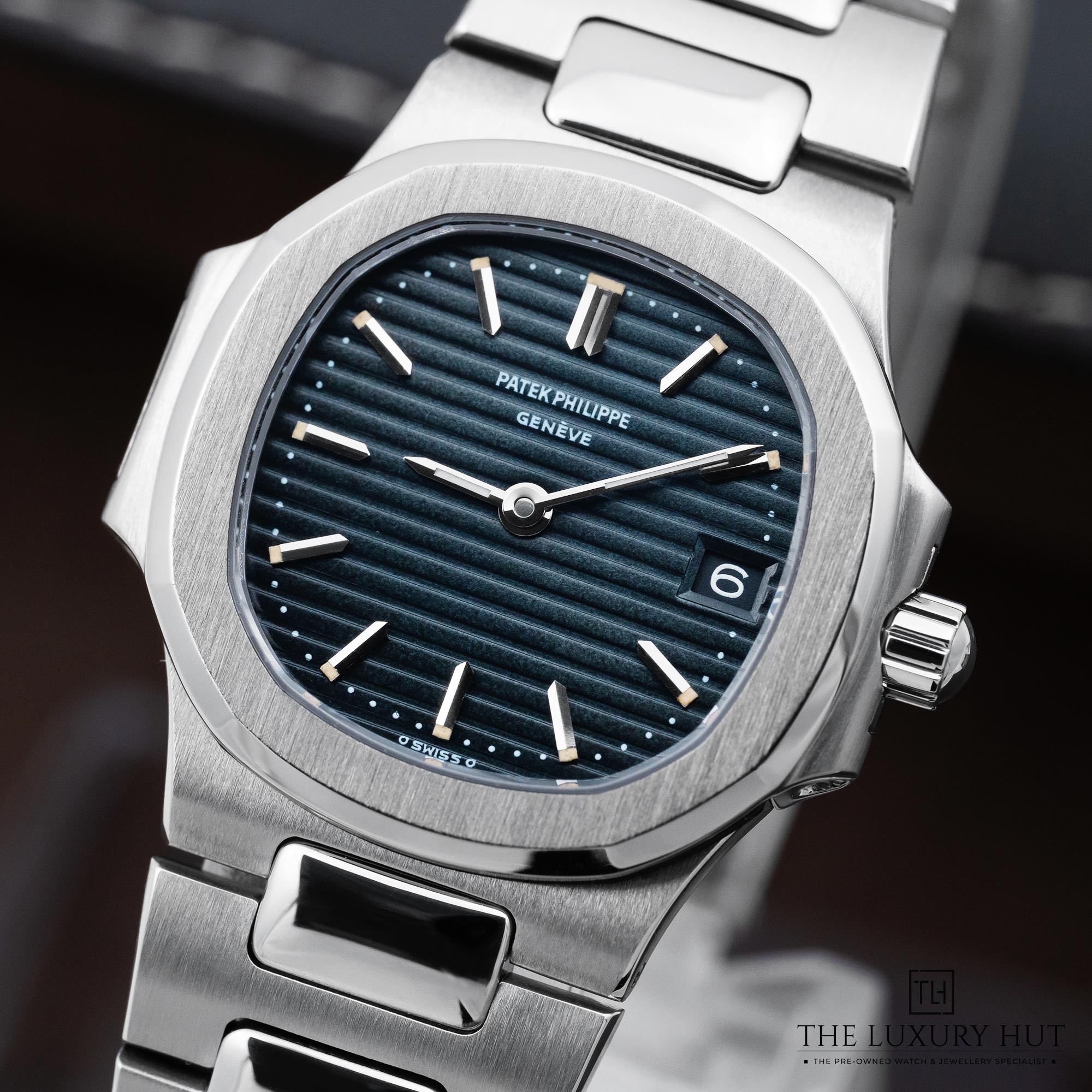 2025/10/Patek_Philippe_Lady_Nautilus_Steel_27mm_Blue_51982-e.jpg
