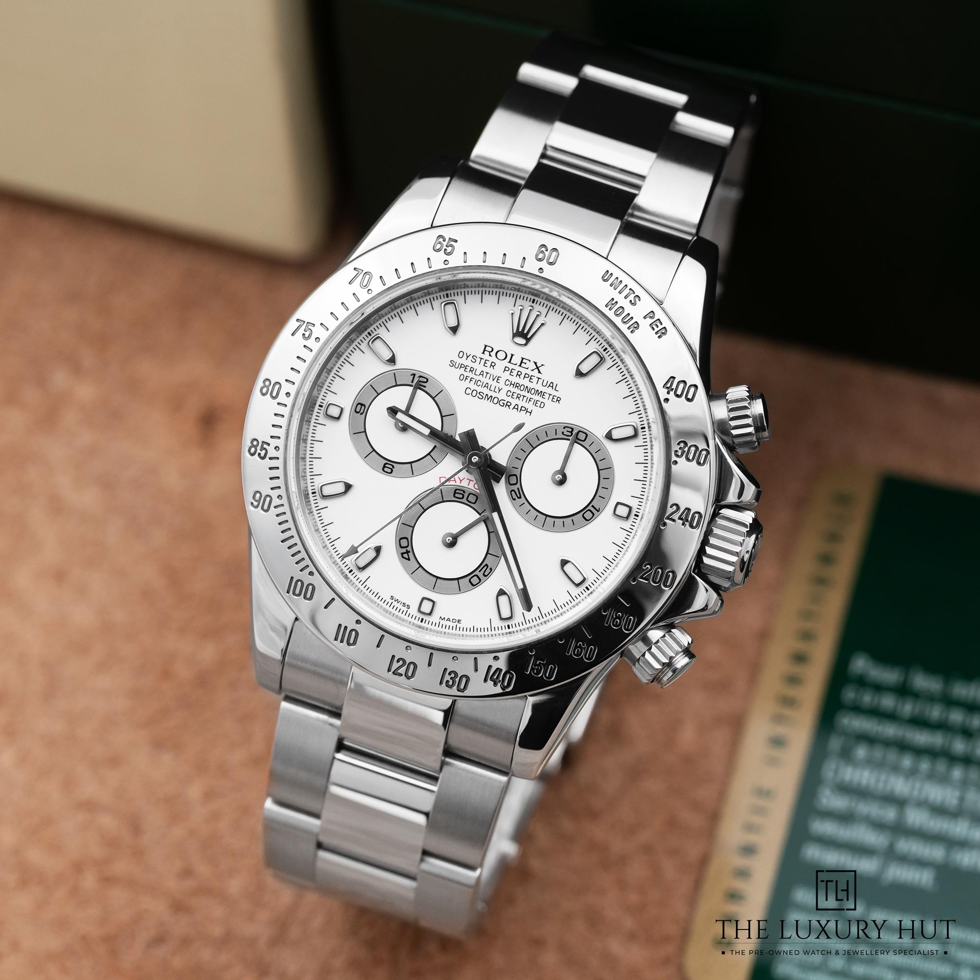 2025/10/Rolex_Cosmograph_Daytona_Steel_40mm_White_APH_52250-b.jpg