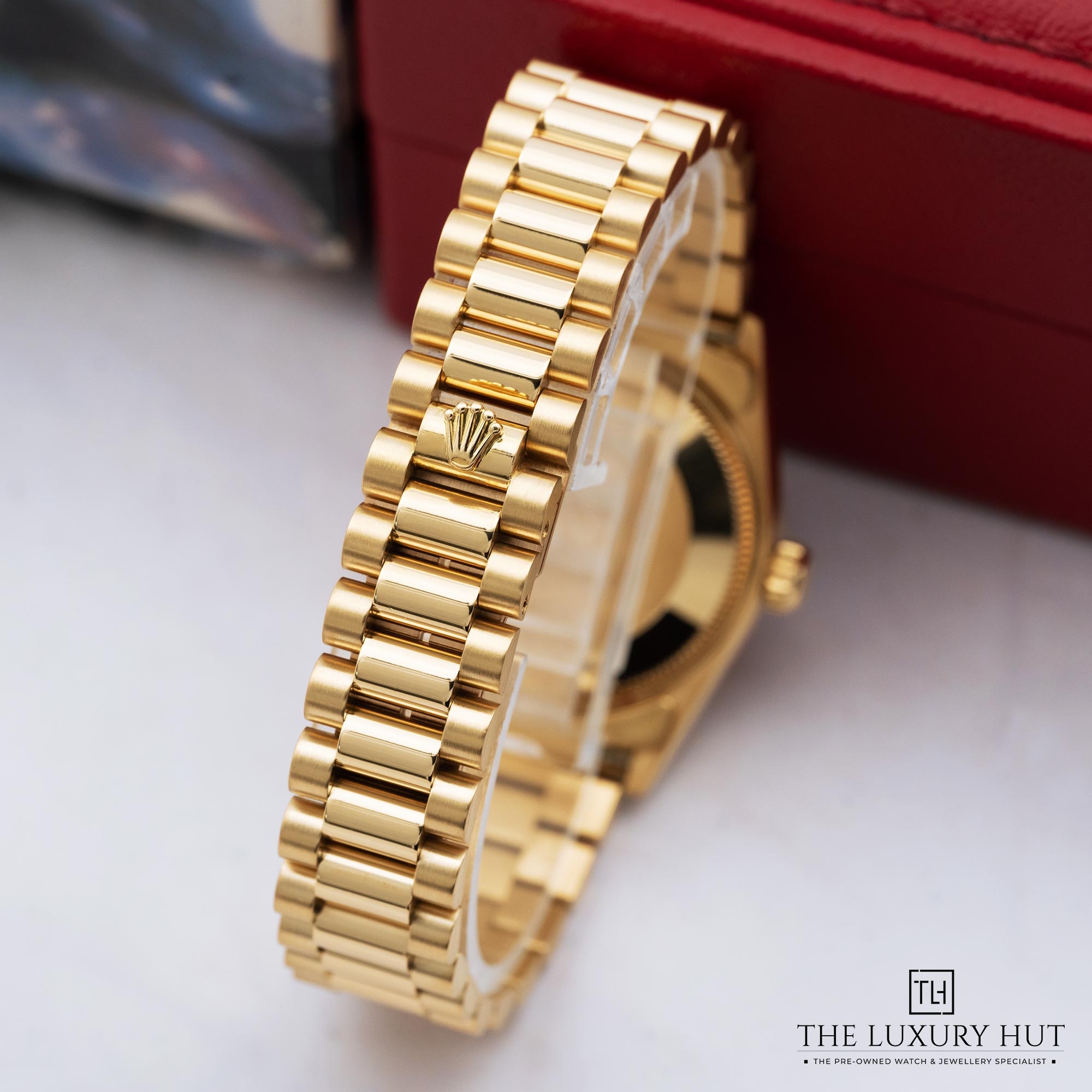 2025/10/Rolex_Datejust_31_Yellow_Gold-MOP_Diamond_LB691-d.jpg