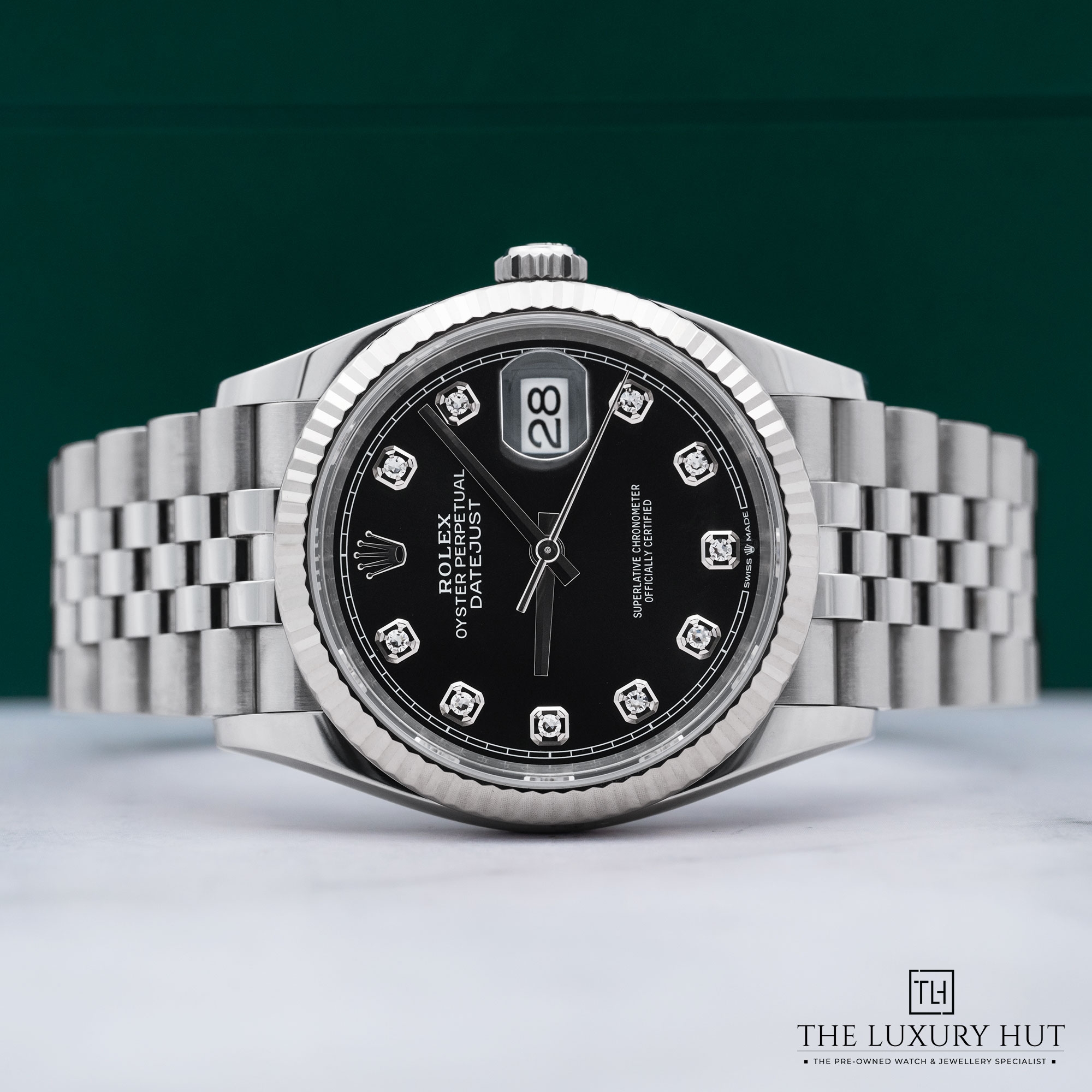 2025/10/Rolex_Datejust_36mm_Steel__Gold_Black_Diamond_LB700-b.jpg